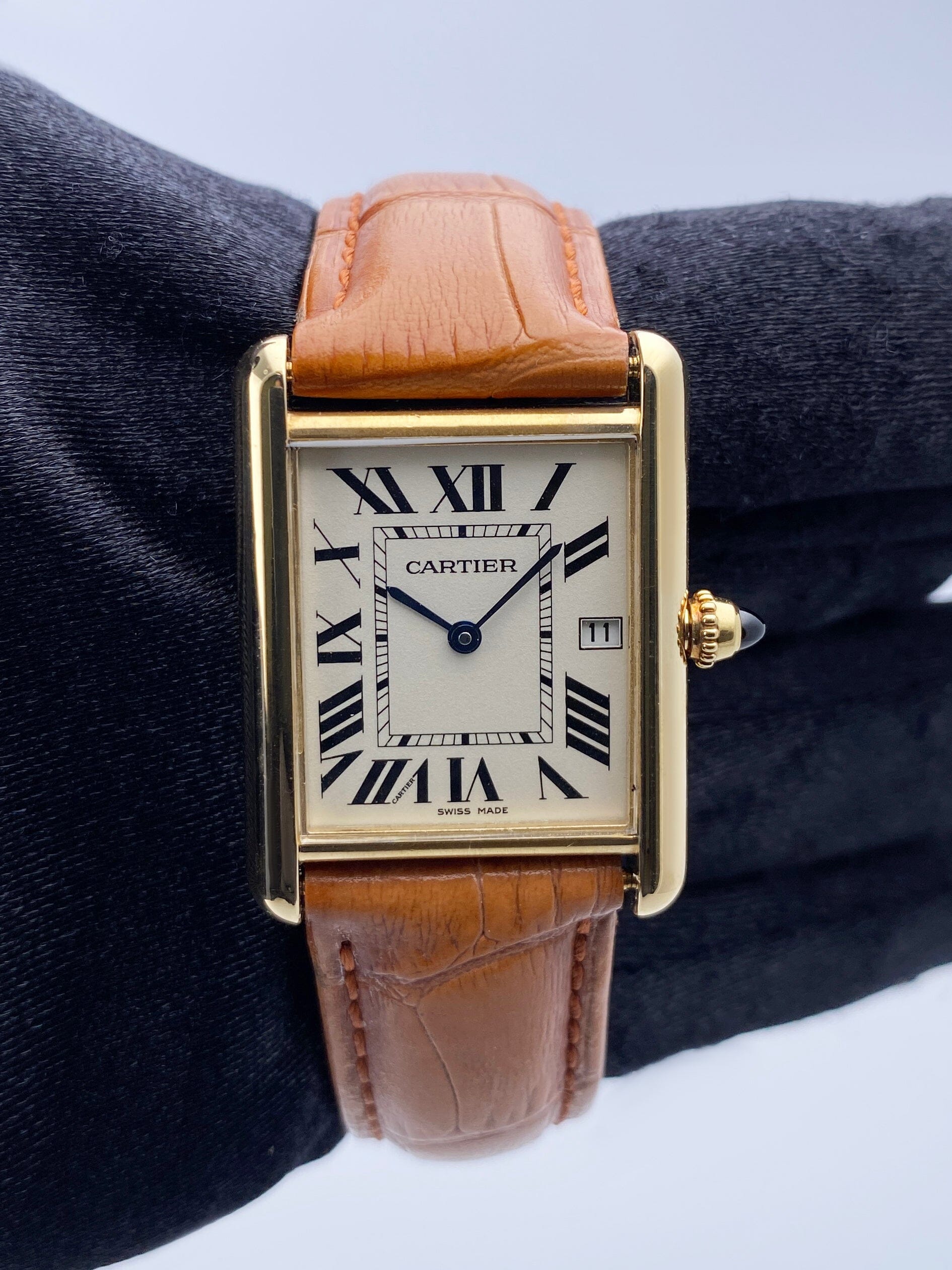 Cartier Tank Louis W1529756 18K Yellow Gold Mens Watch