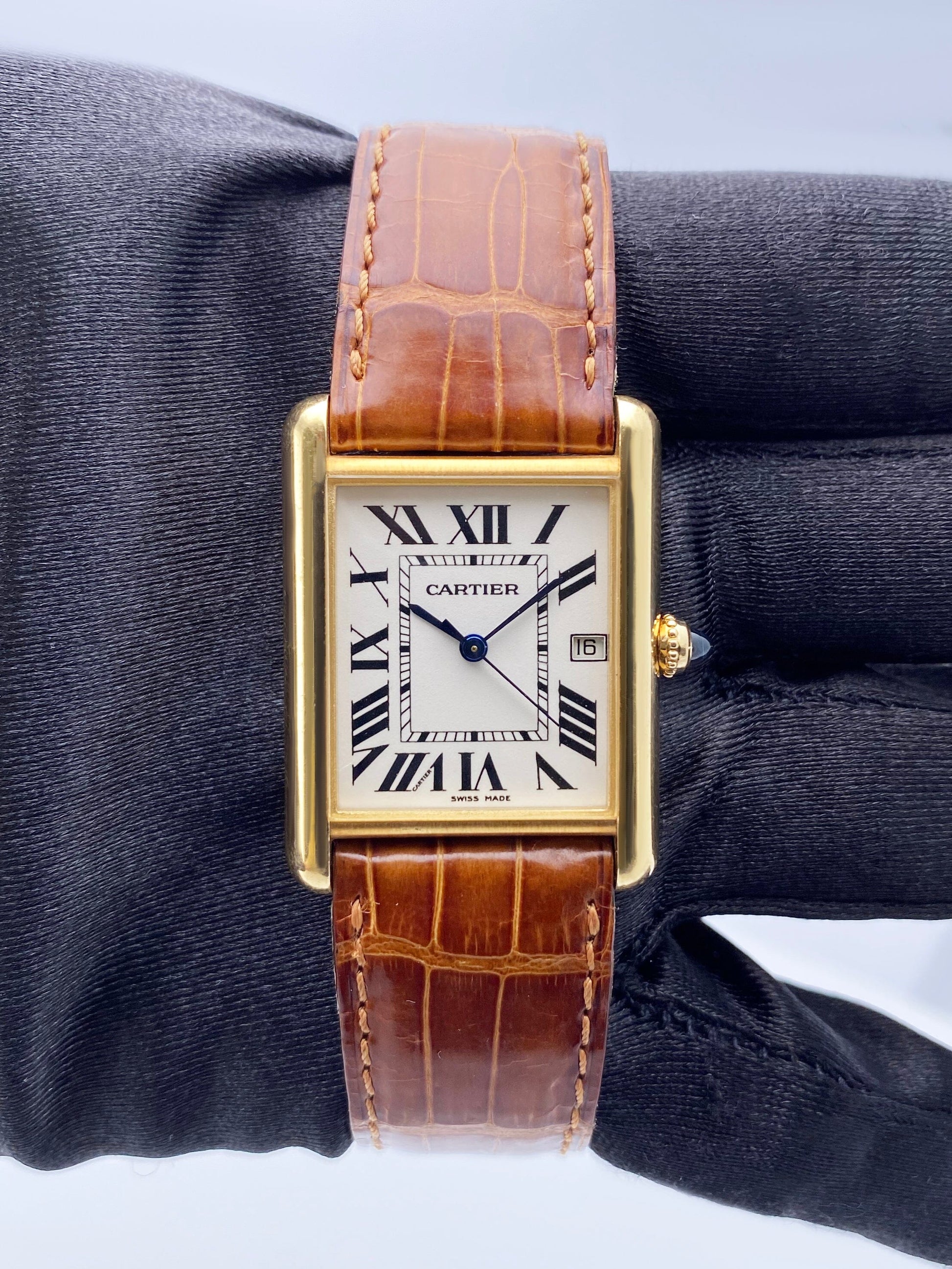 Cartier Tank Louis W1529756 18K Yellow Gold Mens Watch