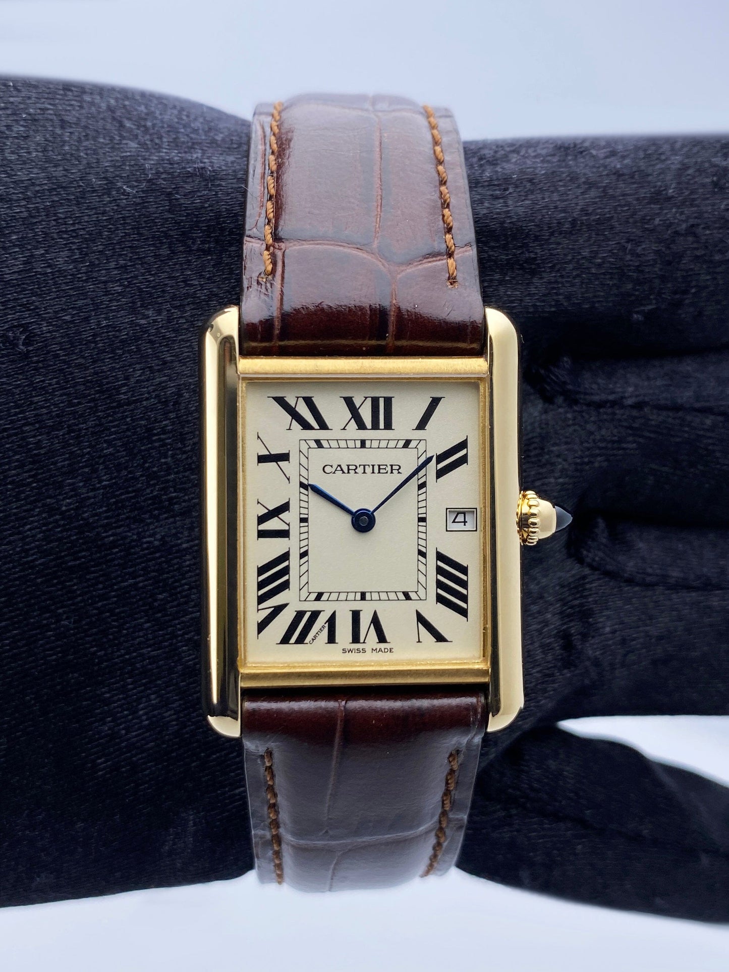 Cartier Tank Louis W1529756 18K Yellow Gold Mens Watch