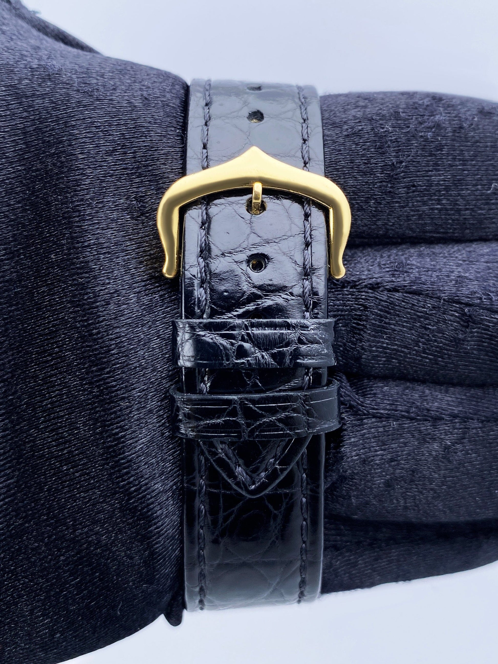 Cartier Tank Solo W5200002 18K Yellow Gold Ladies Watch