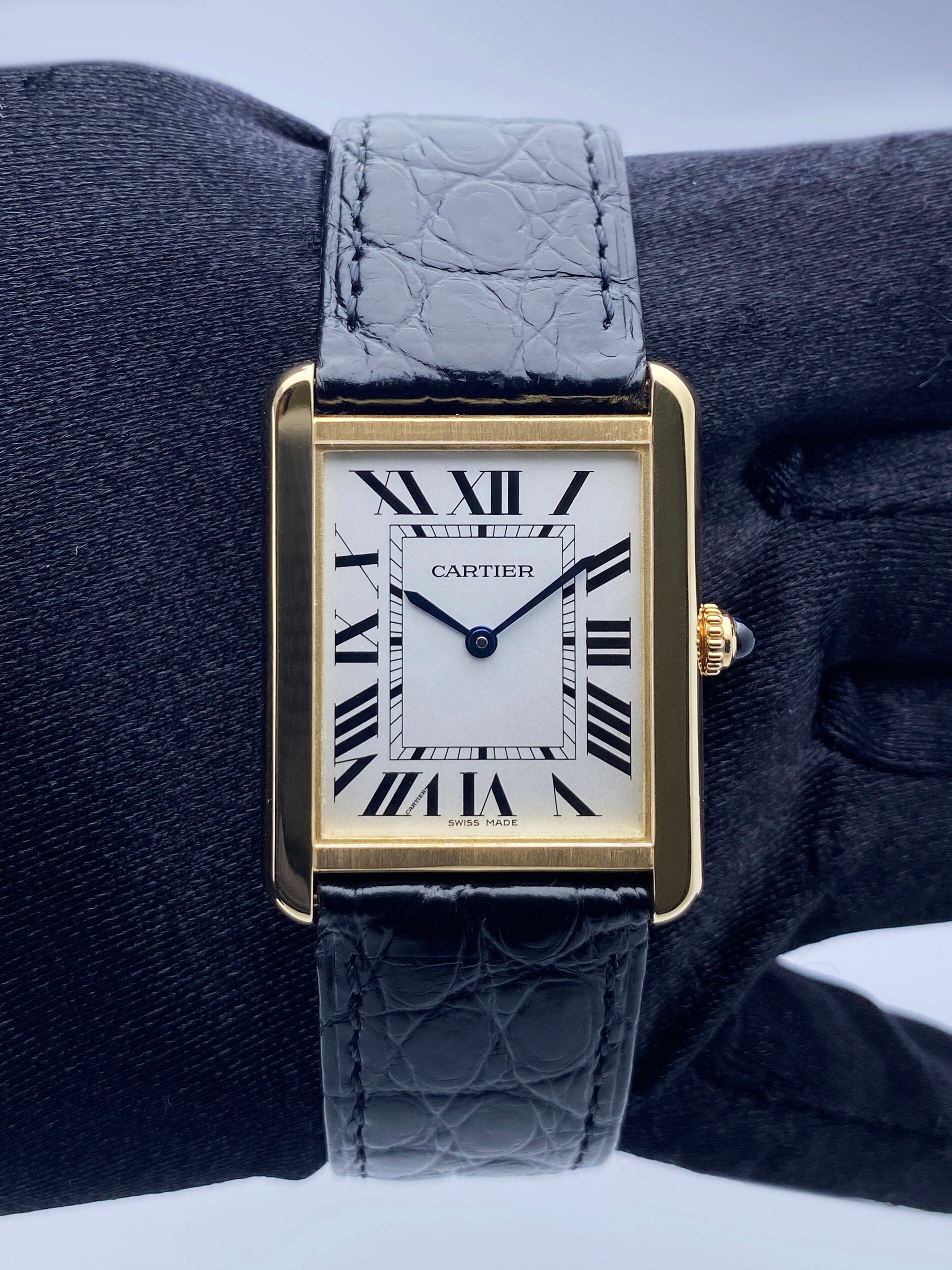 Cartier Tank Solo W5200004 Large Size 18K Yellow Gold Mens Watch - Watches