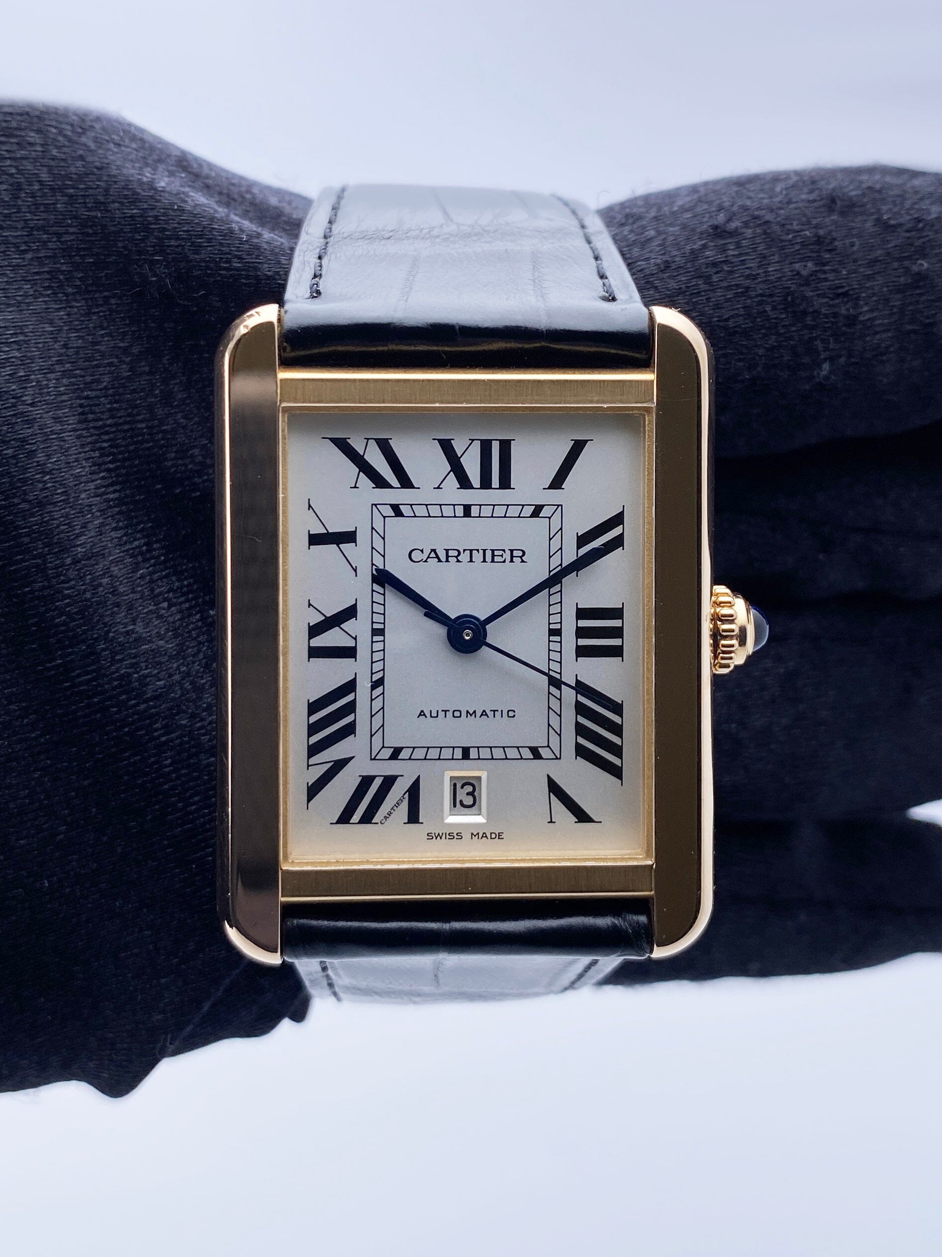 Cartier Tank Solo XL W5200026 18K Rose Gold Mens Watch
