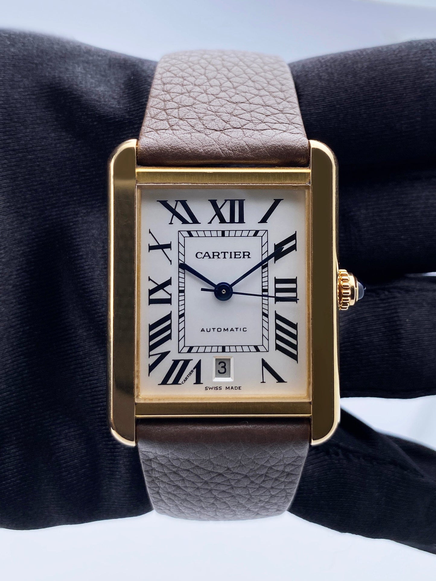 Cartier Tank Solo XL W5200026 18K Rose Gold Mens Watch Box Papers - Watches