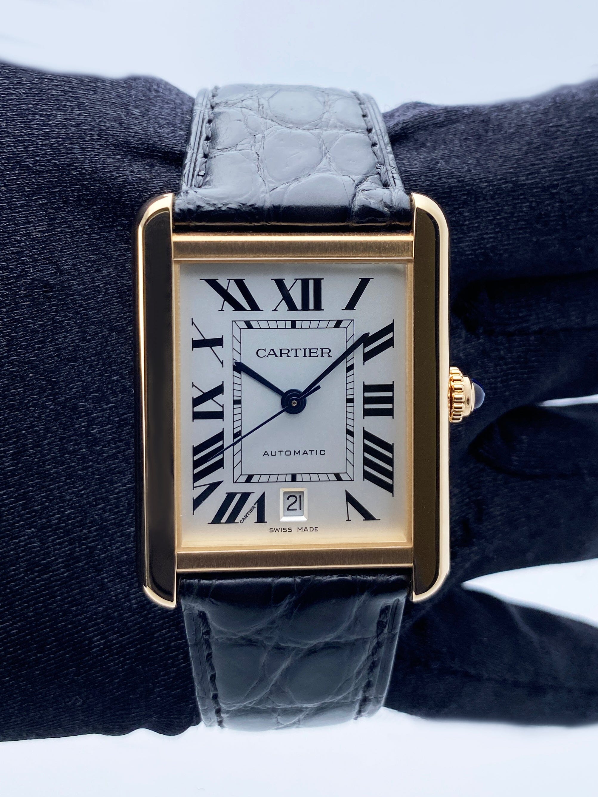 Cartier TANK SOLO LM WATCH タンク ソロ ウォッチ Cartier Tank Solo XL W5200026 18K Rose Gold Mens Watch Box Papers
