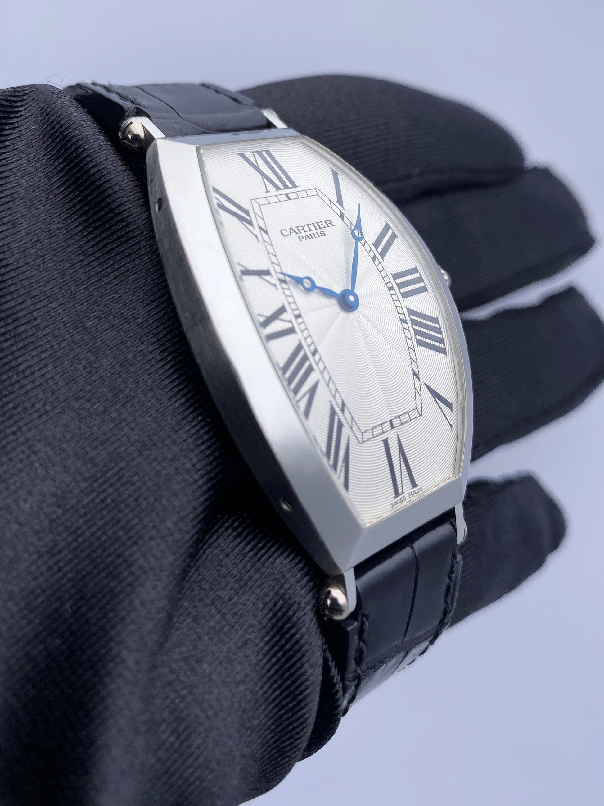 Cartier Tonneau 2803 H Platinum Watch