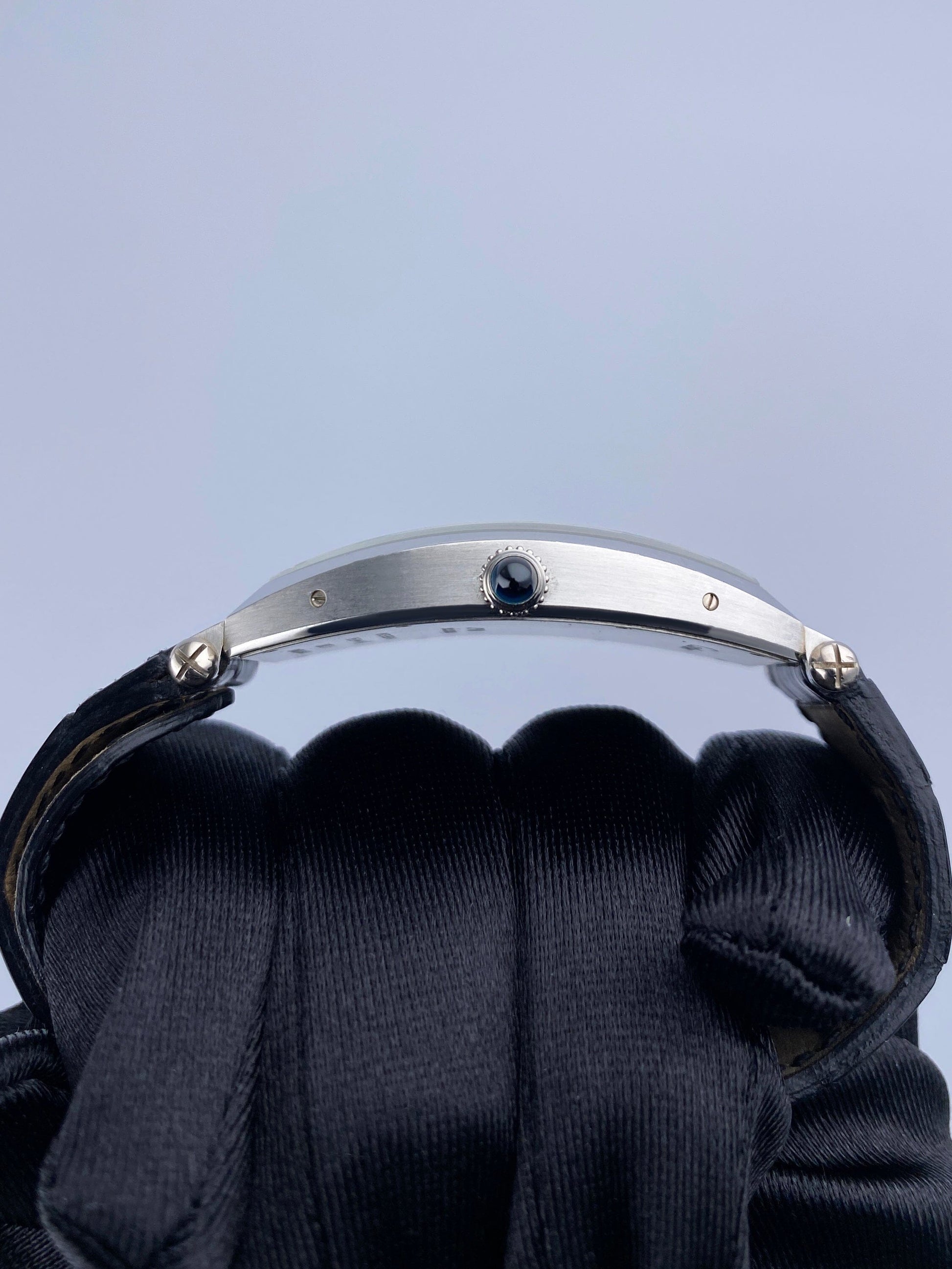 Cartier Tonneau 2803 H Platinum Watch
