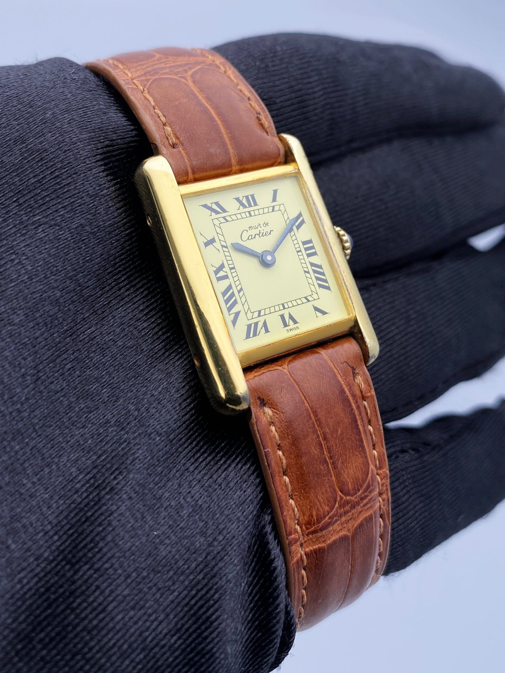 Cartier Vermeil Tank Must 925 18K Yellow Gold Ladies Watch - Wristwatch