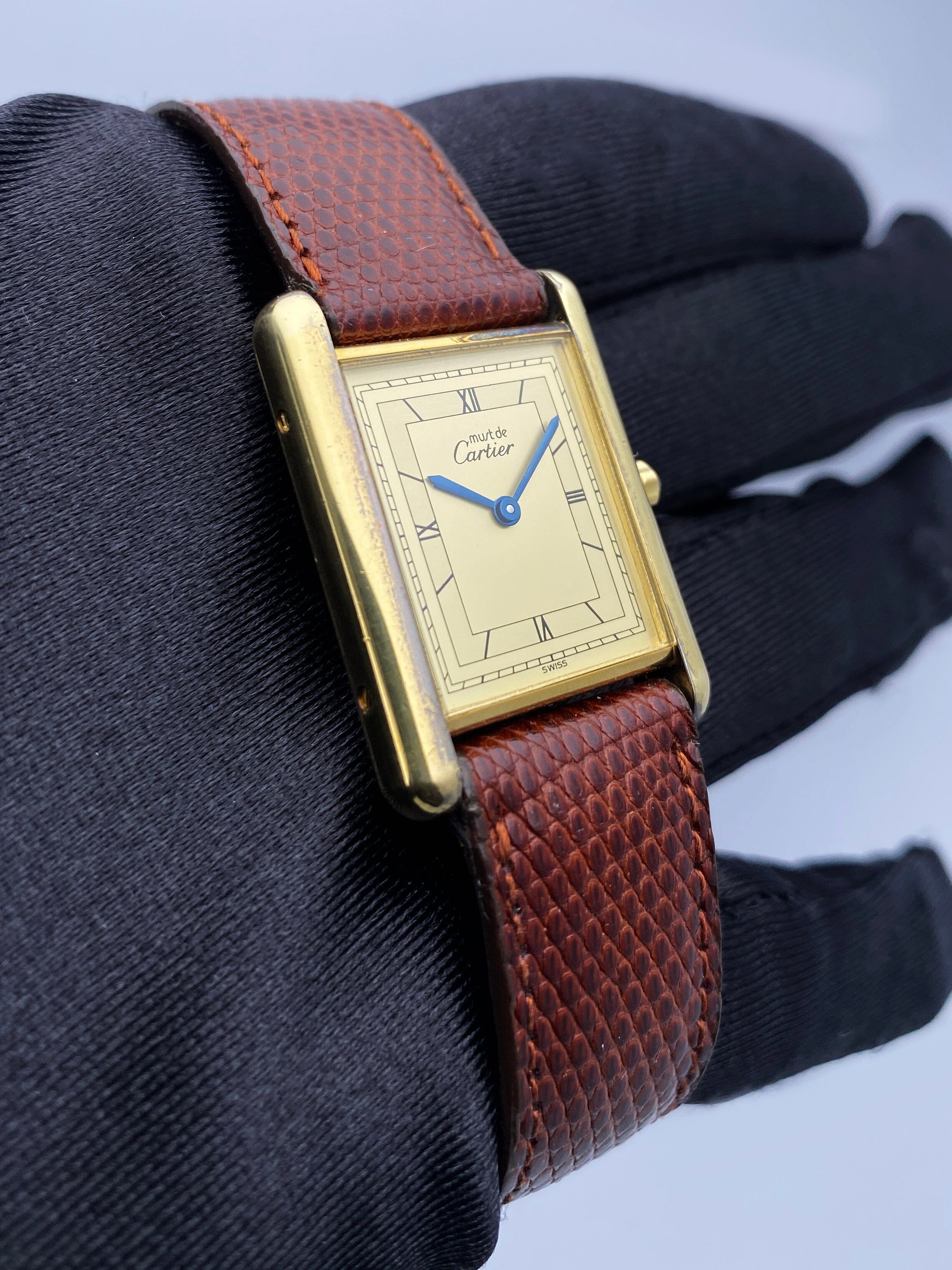 Cartier Vermeil Tank Must 925 Champagne Dial Yellow Gold – Phigora