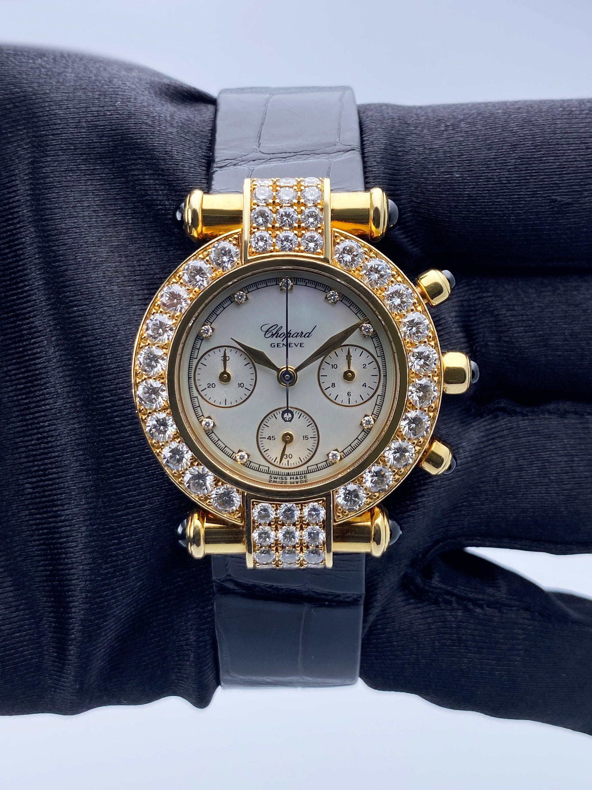 Chopard Imperiale 38/3168-23 MOP Diamond 18K Yellow Gold Ladies Watch With Box - Watches