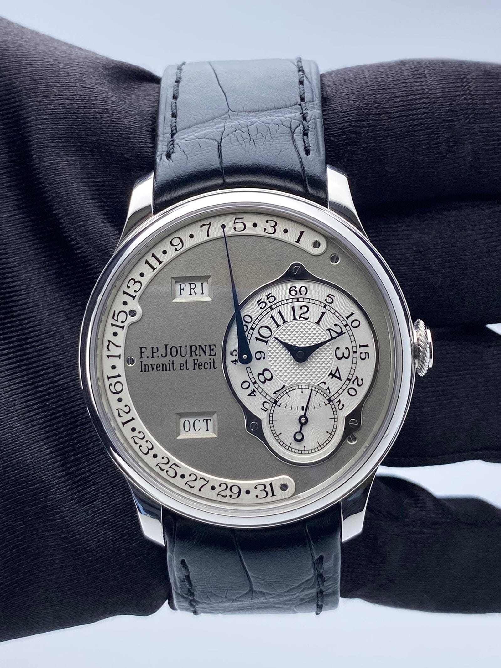 F.P.Journe Octa Calendrier 38mm Silver Dial Platinum Mens Watch Box Papers - Watches