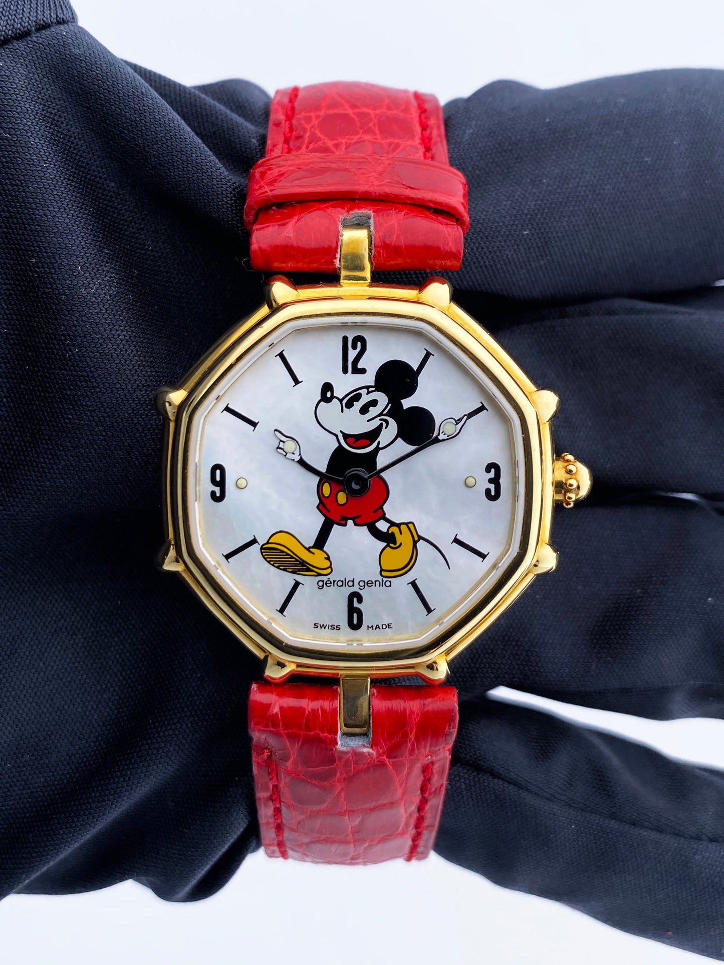 Gérald Genta Disney G.3250.7 Micky Mouse Dial Ladies Watch Box Papers - Wristwatch