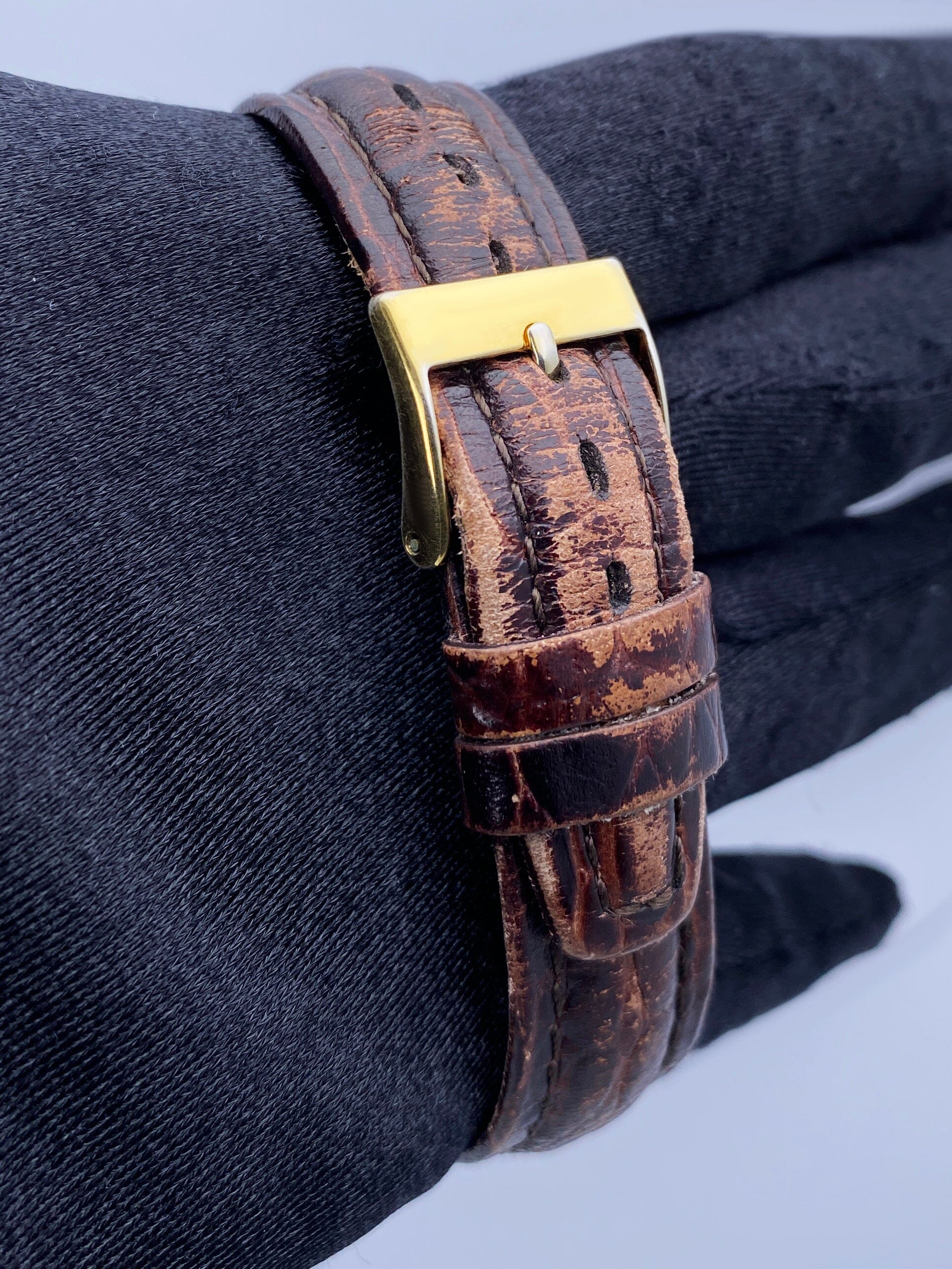 Gérald Genta G21324 Perpetual Calendar Yellow Gold Mens Watch - Watches