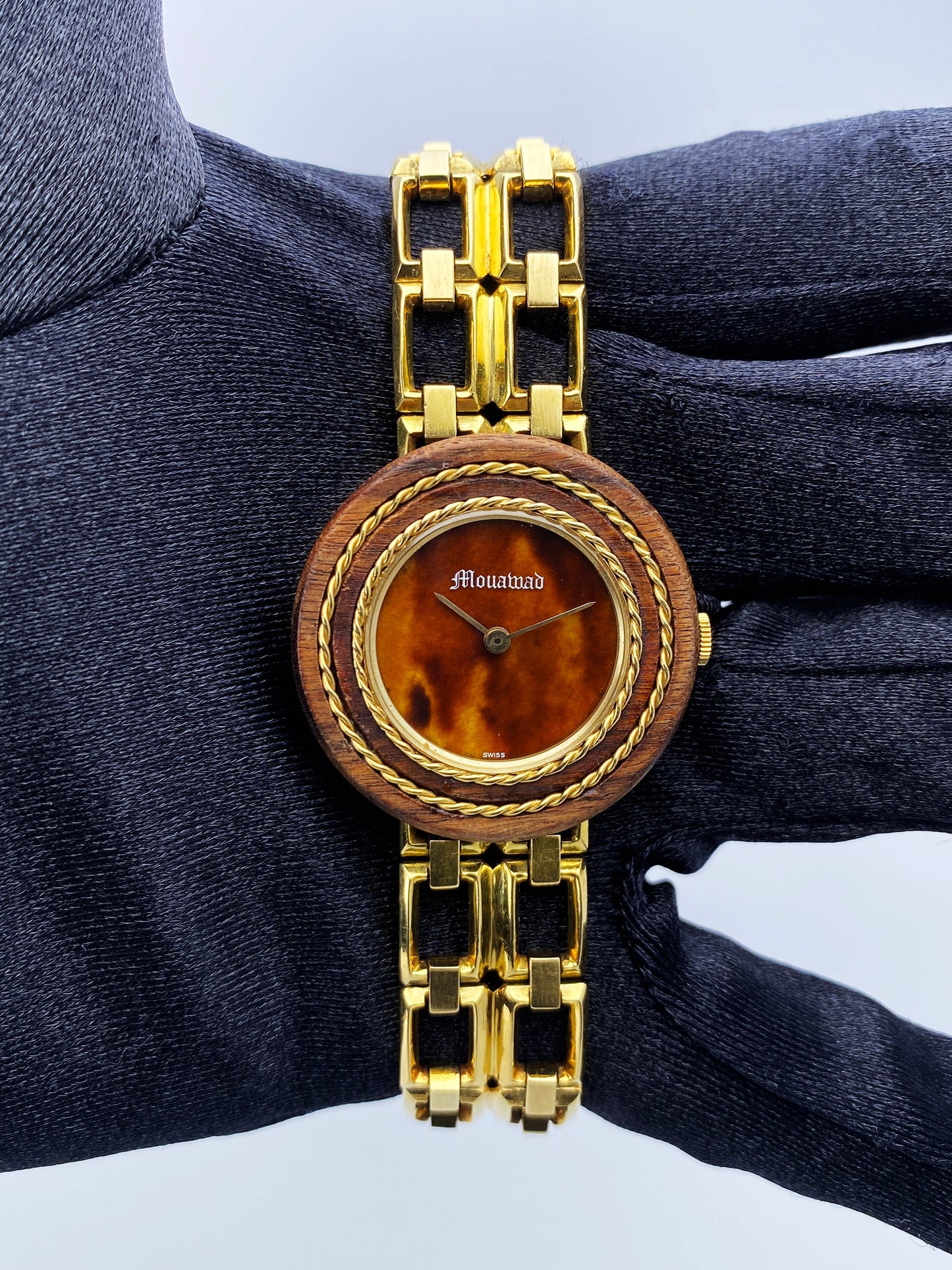 Gérald Genta Mouawad Wood Bezel 18K Yellow Gold Watch