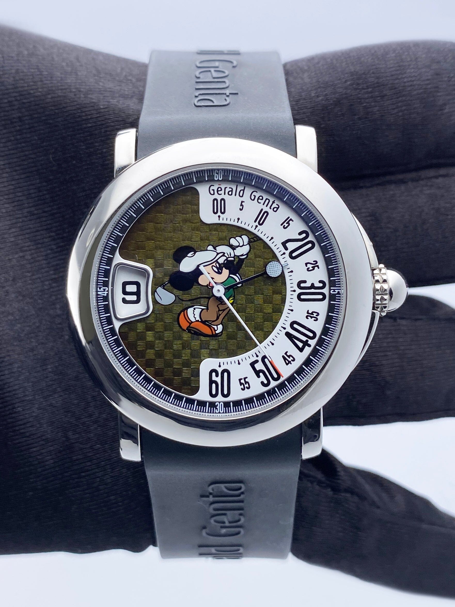 Gérald Genta Retro Fantasy RSF.L.10 Micky Mouse Golfing Dial Mens Watch