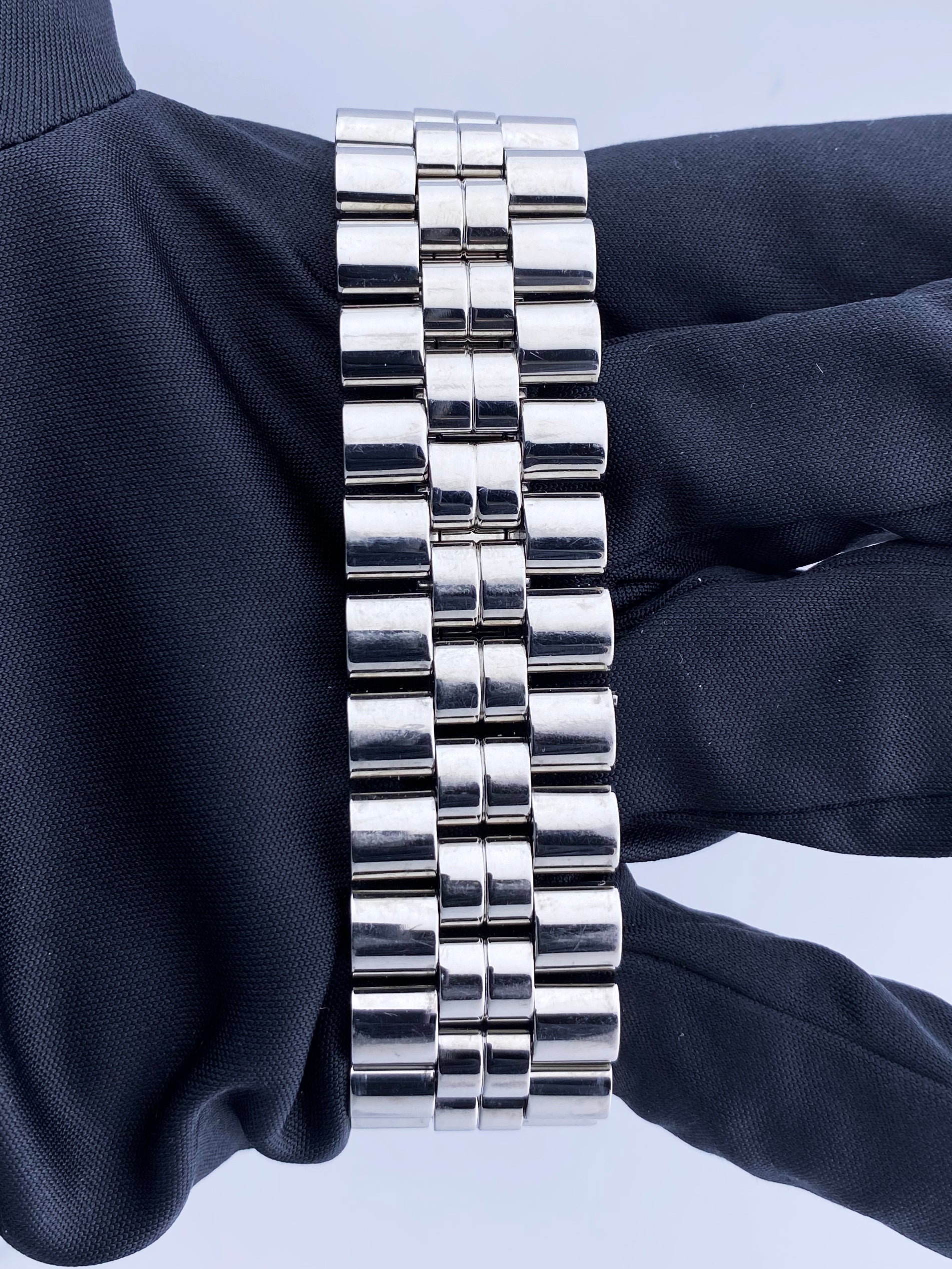 Gérald Genta Retro Sport RSP.X.10 Diamonds Dial Mens Watch Box Papers