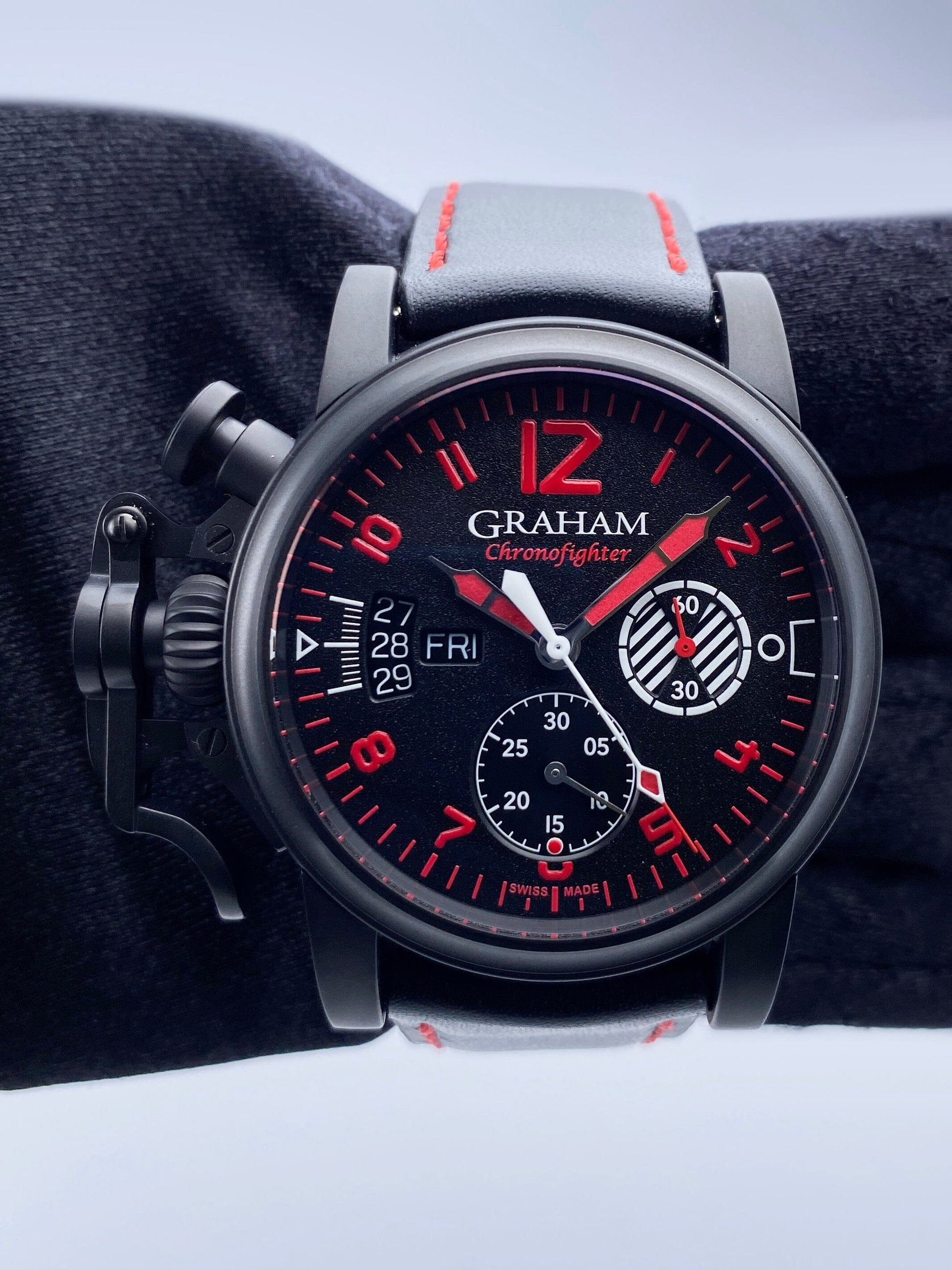 New Graham Chronofighter Vintage Aviator ’DLC Red Limited Edition’ Watch Box Papers - Wristwatch