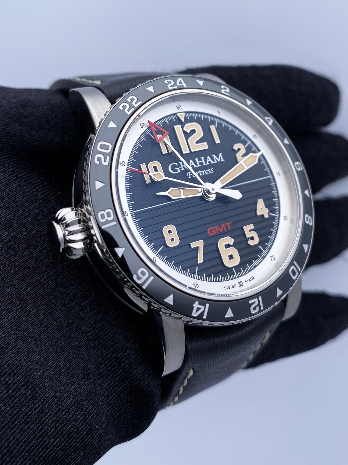 New Graham Fortress GMT Black Dial Mens Watch Box Papers - Wristwatch