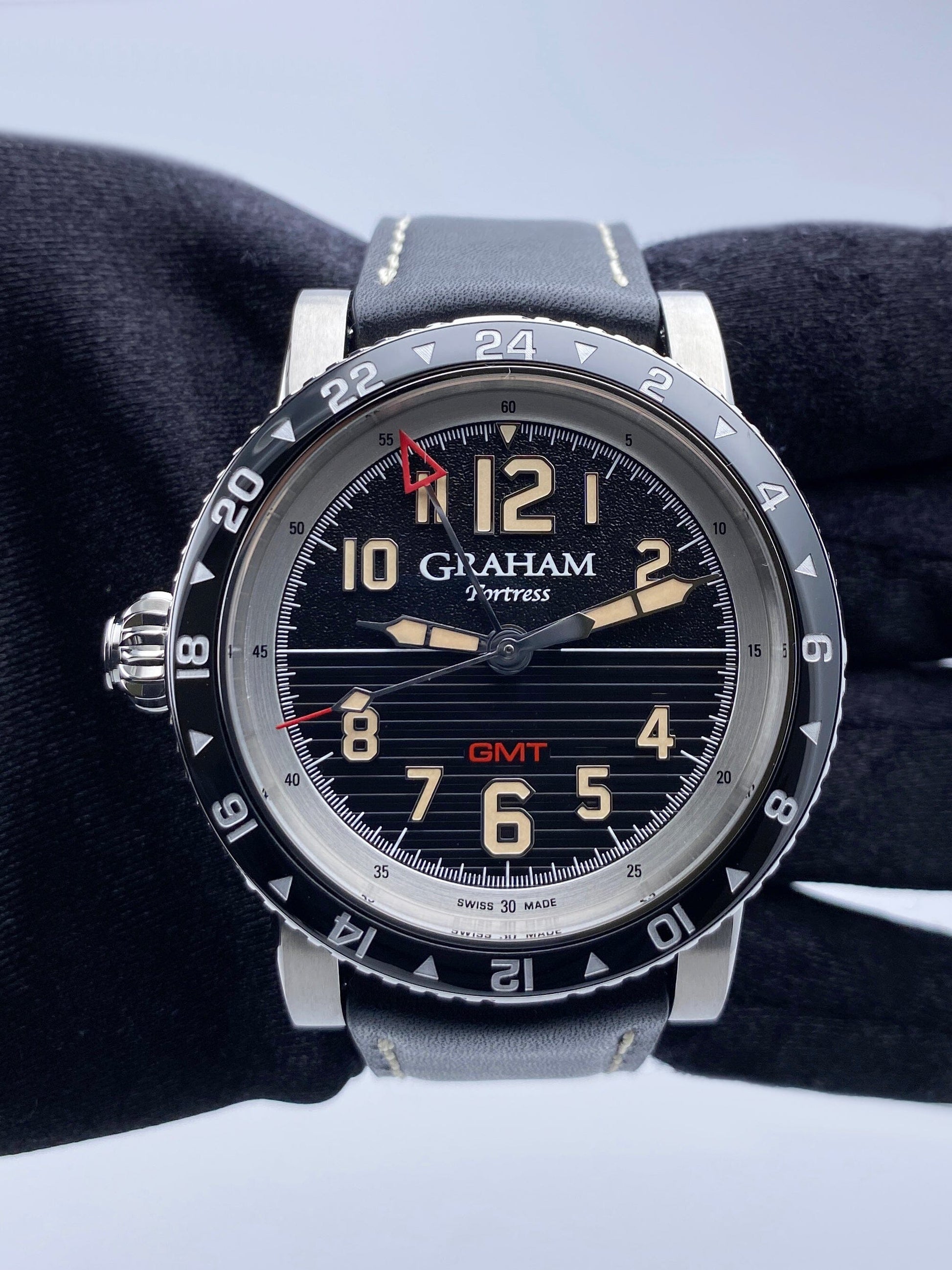 New Graham Fortress GMT Black Dial Mens Watch Box Papers - Wristwatch