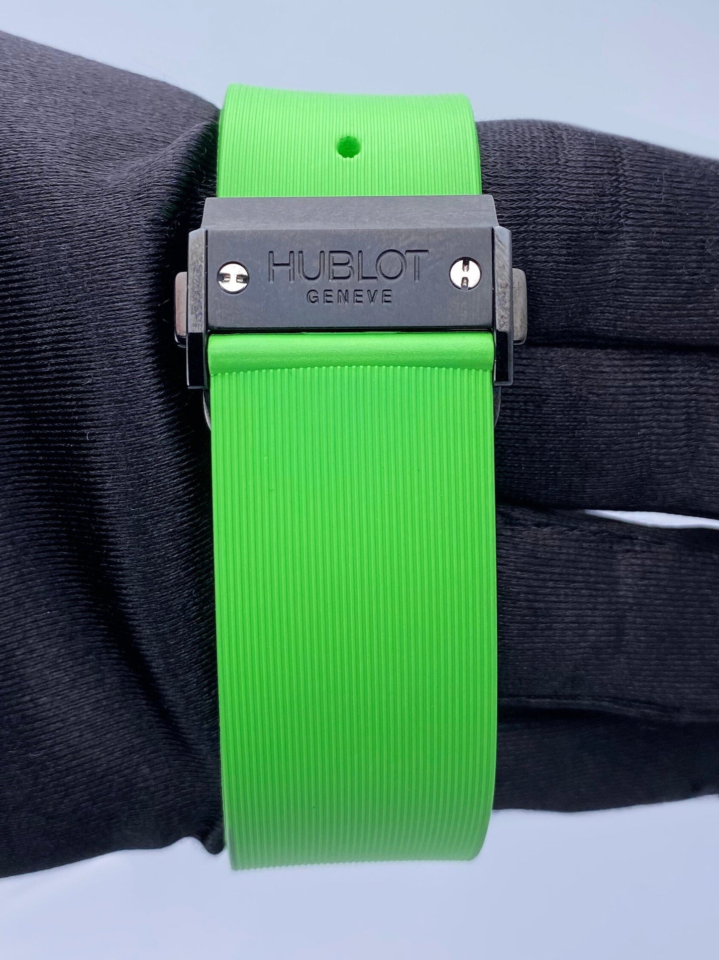 Hublot Big Bang Mexican Futbol 2007 Limited Edtion 301.CX.134.RX.MEX07 Watch Box Papers - Watches
