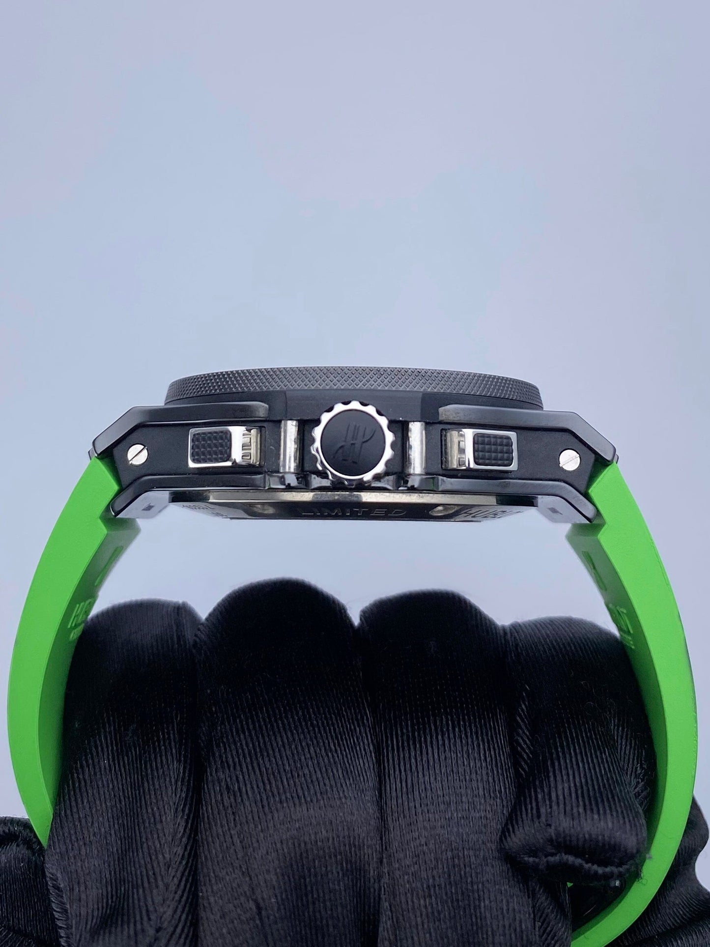 Hublot Big Bang Mexican Futbol 2007 Limited Edtion 301.CX.134.RX.MEX07 Watch Box Papers - Watches