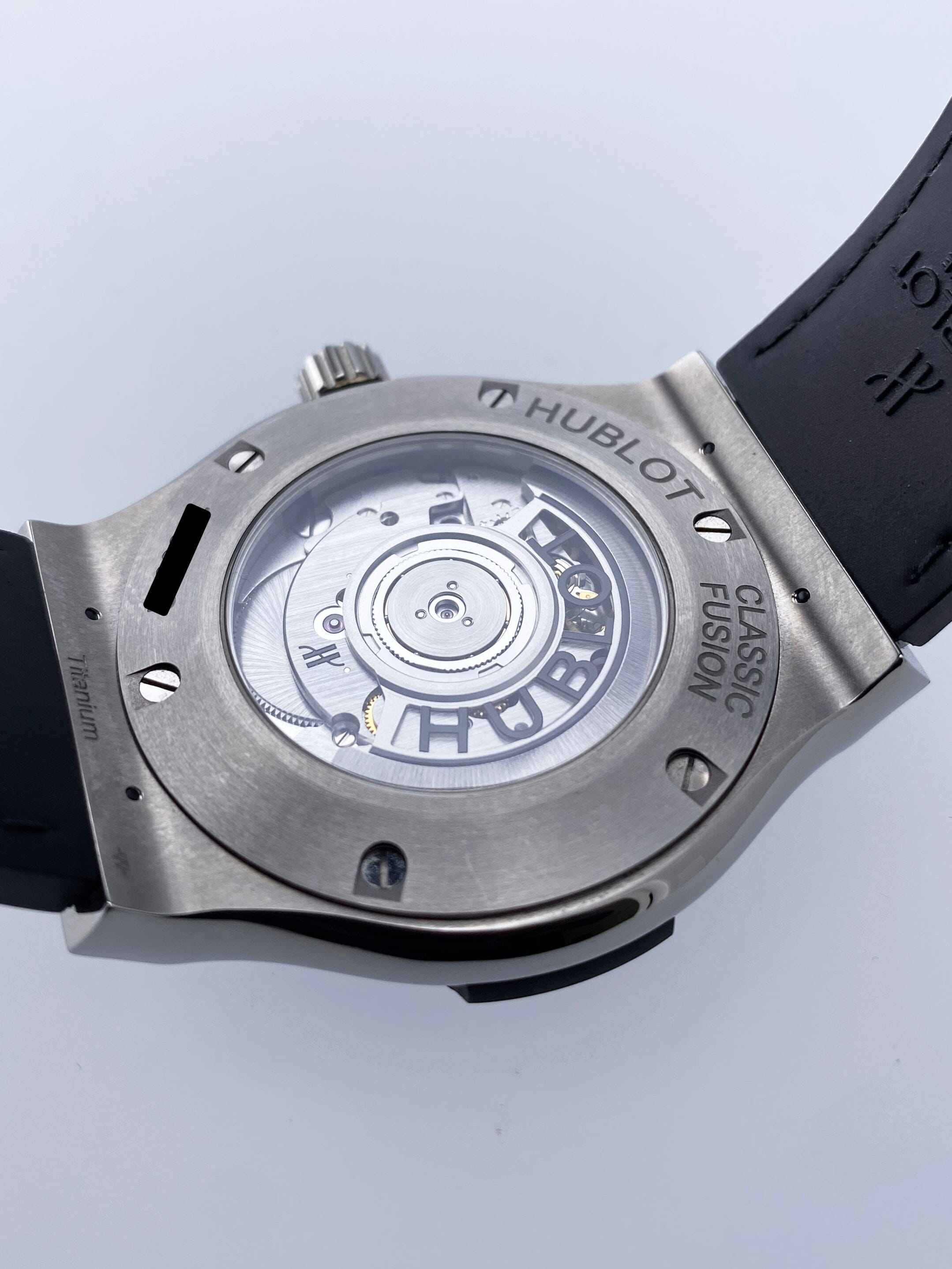Hublot Classic Fusion 542.NX.8970.LR Green Dial Titanium