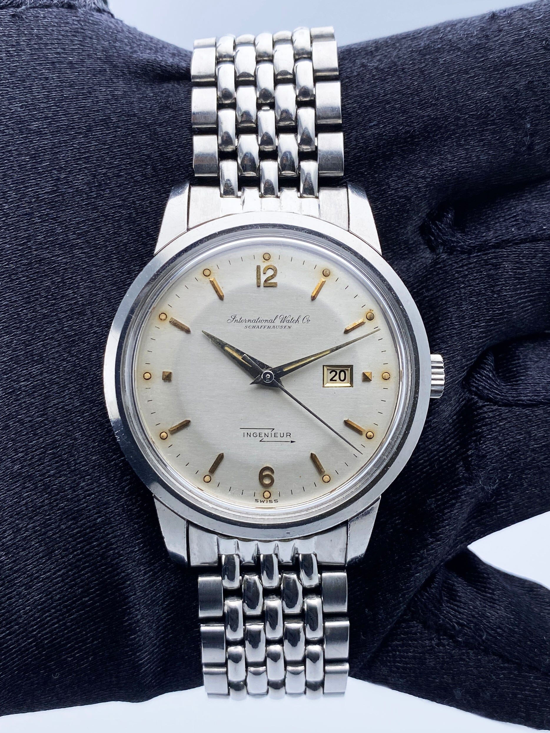 IWC Ingenieur Stainless Steel Vintage Mens Watch