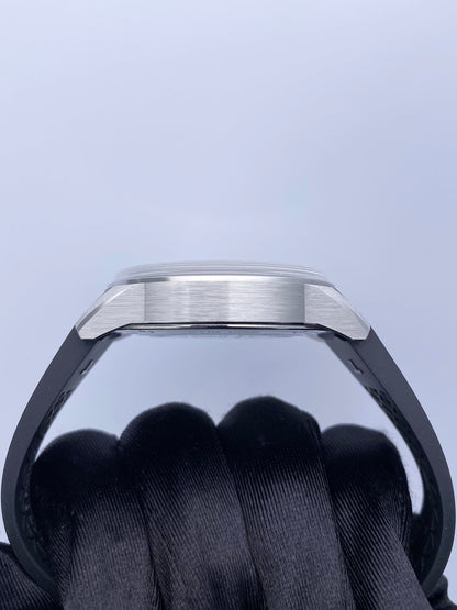 Jaeger Lecoultre Polaris Date Q9068670 Black Dial Mens Watch Box Papers - Watches