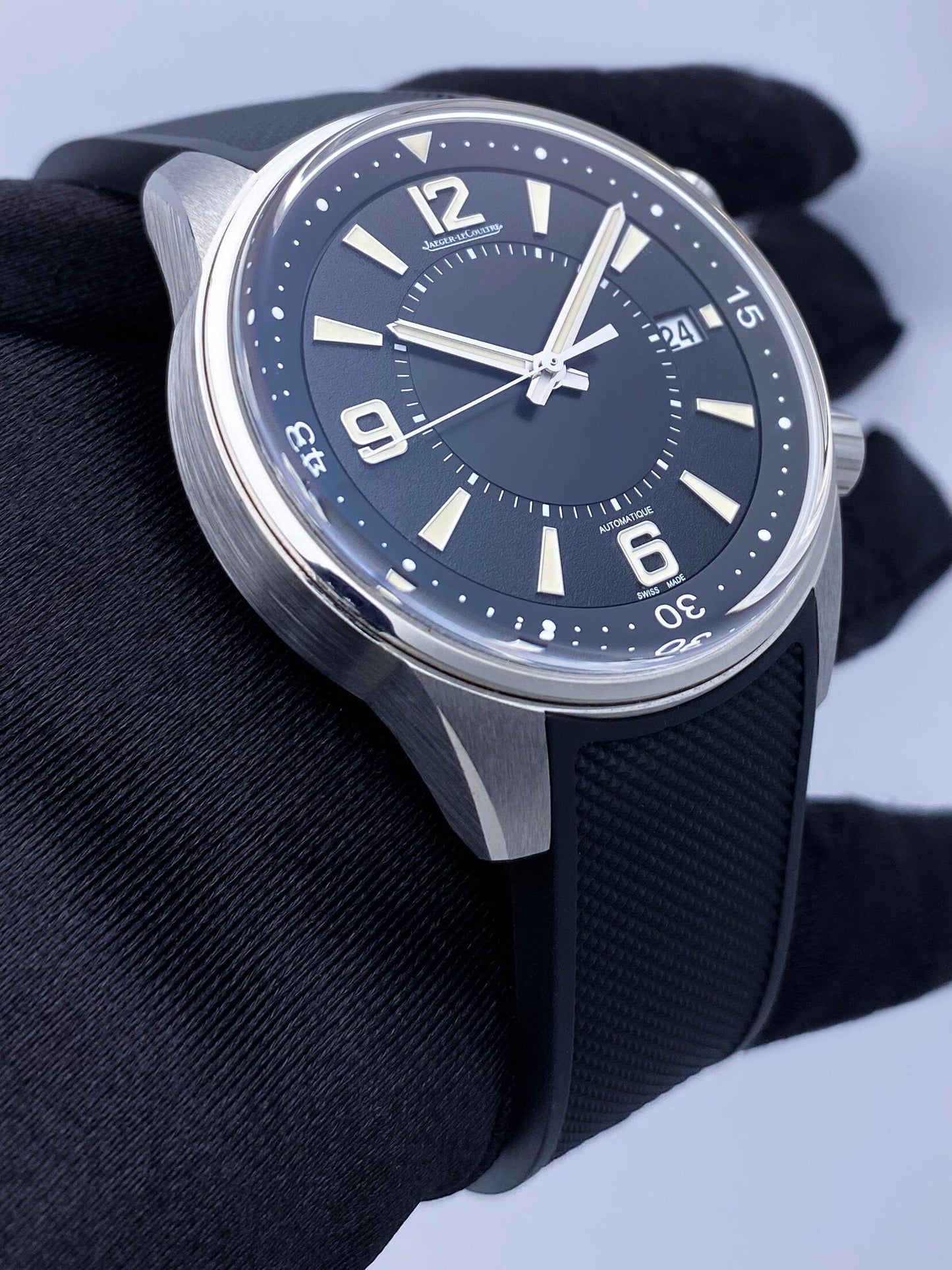 Jaeger Lecoultre Polaris Date Q9068670 Black Dial Mens Watch Box Papers - Watches