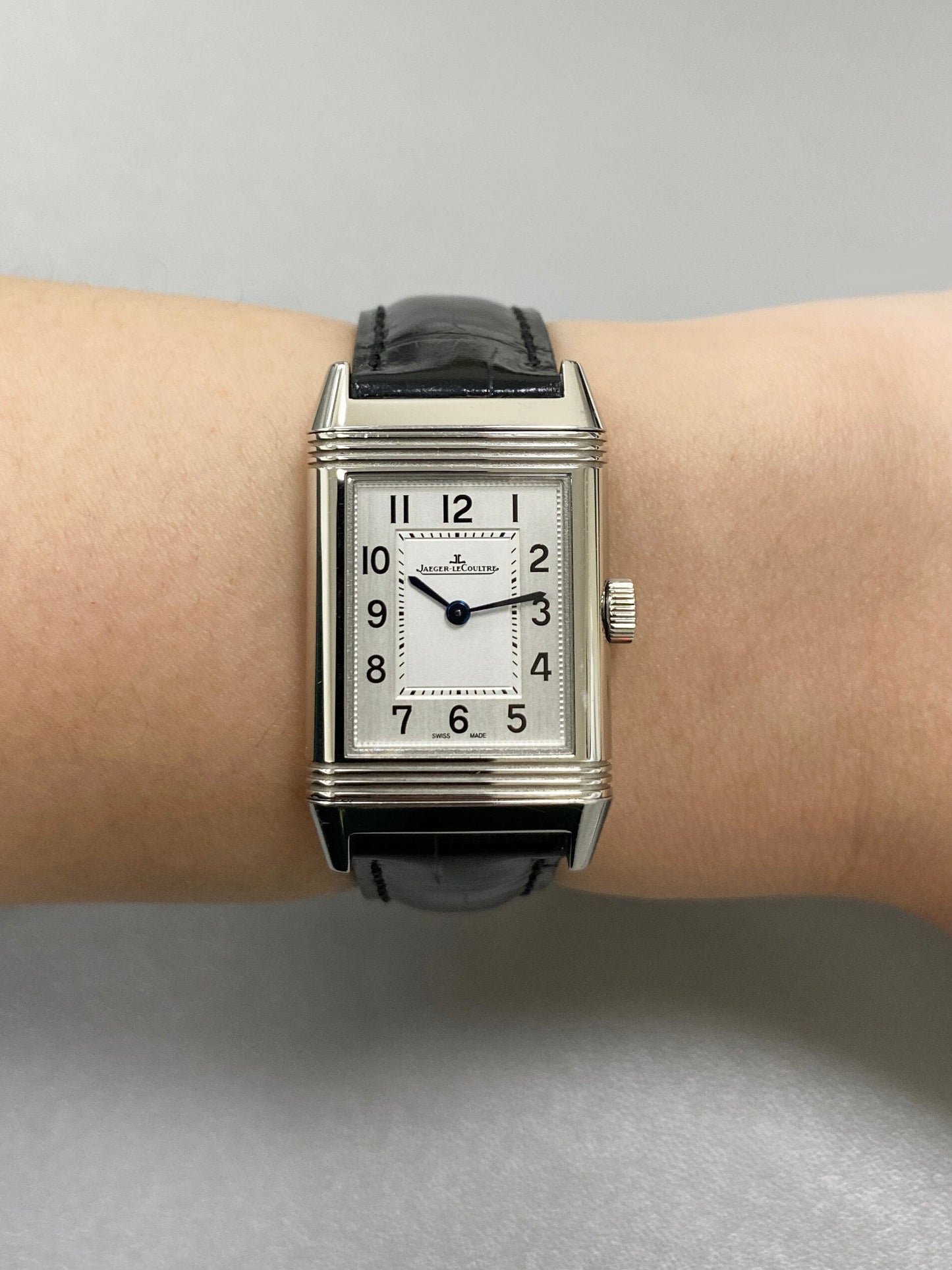 Jaeger-LeCoultre Reverso Classic Q2618540 Small Ladies Watch Box Papers