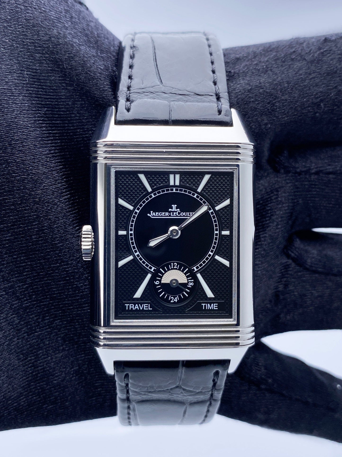 Jaeger-LeCoultre Reverso Classic Q384820 Mens Watch Box Papers - Virtual