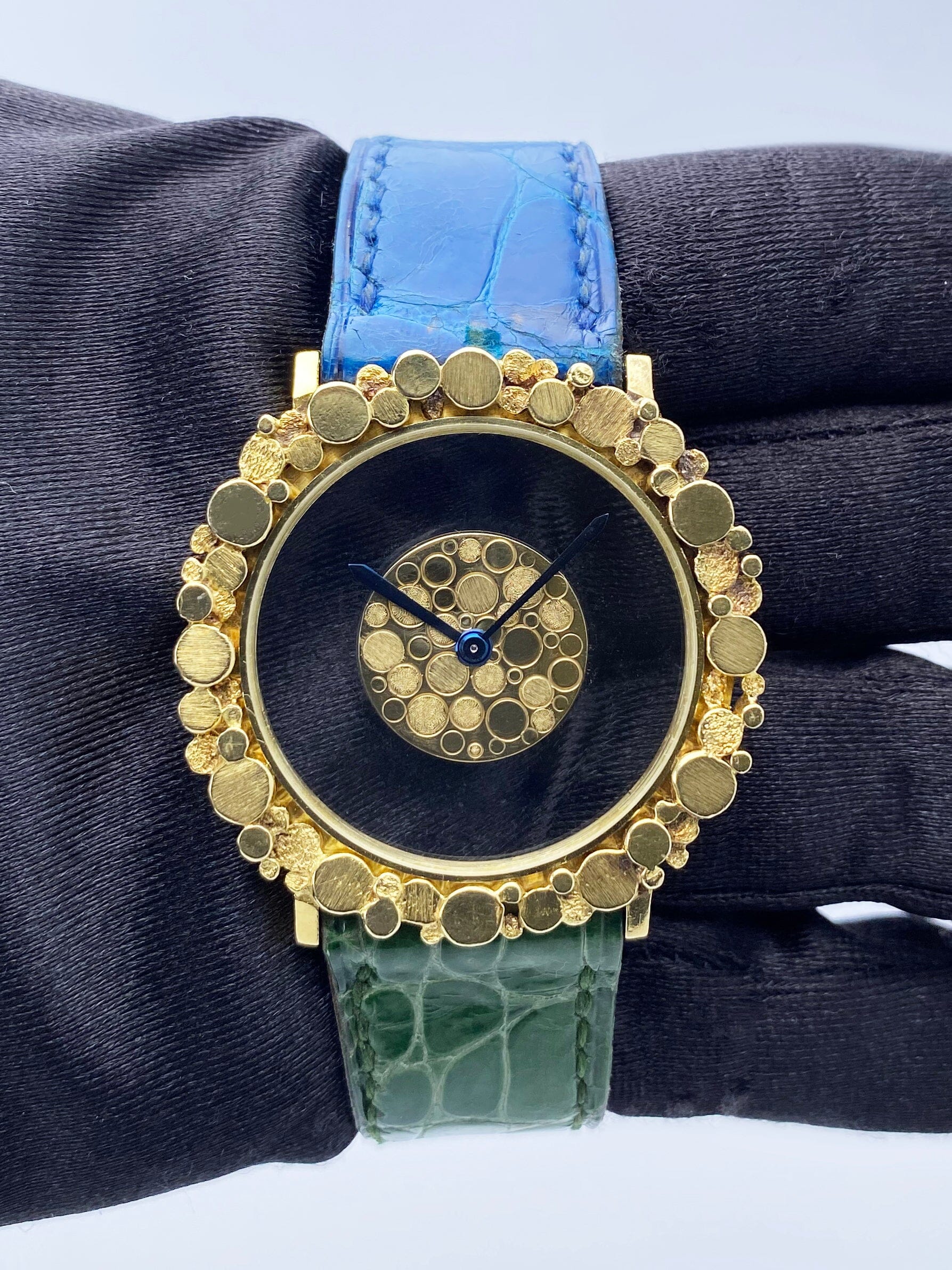Jaeger-LeCoulture Mystery Dial 18K Yellow Gold Nuggest Watch