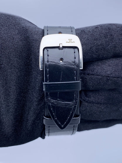 Jaeger-LeCoulture Reverso Classic Q2438520 Mens Watch Box Papers