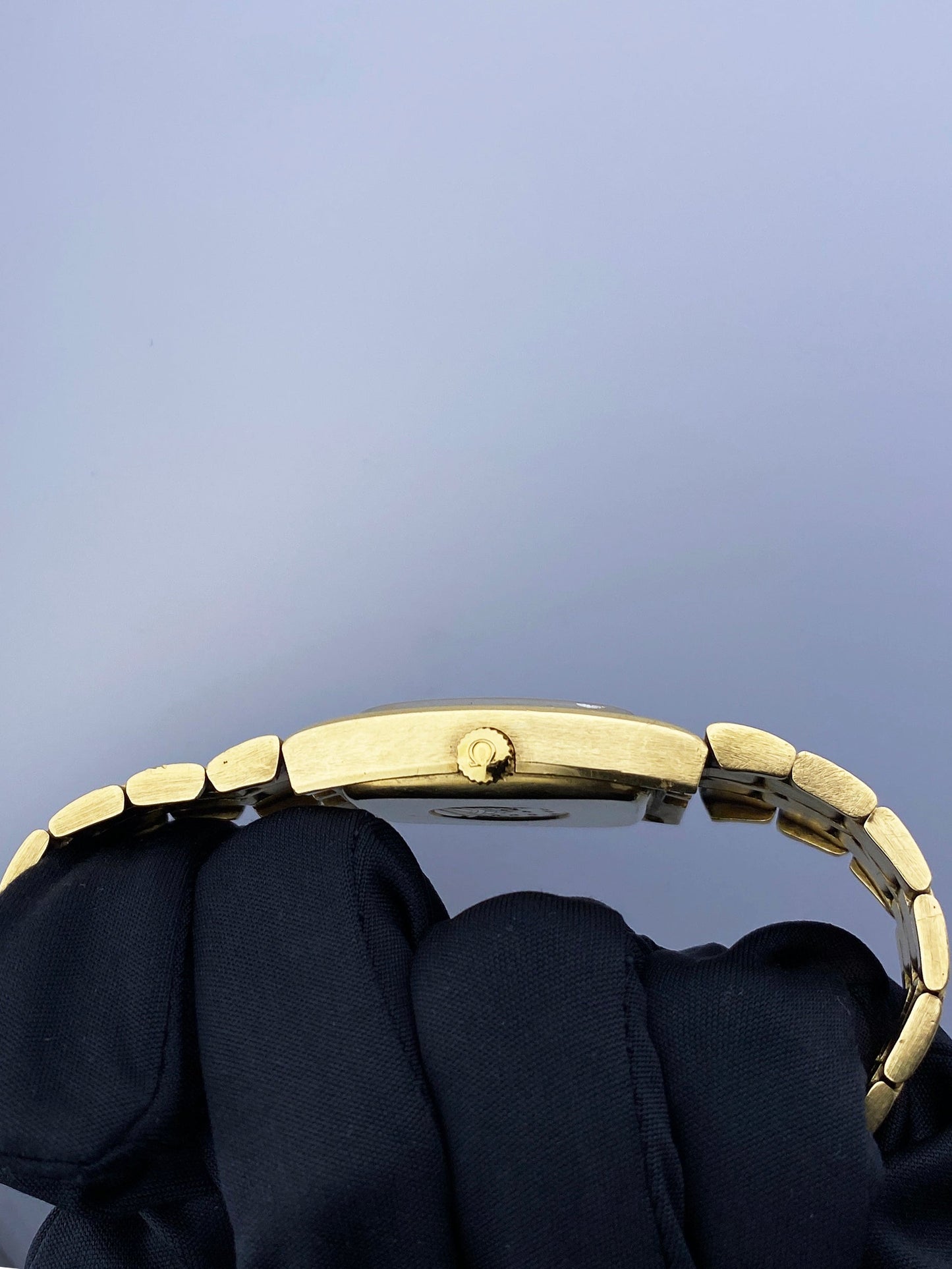 Omega Constellation Vintage 18K Yellow Gold Mens Watch
