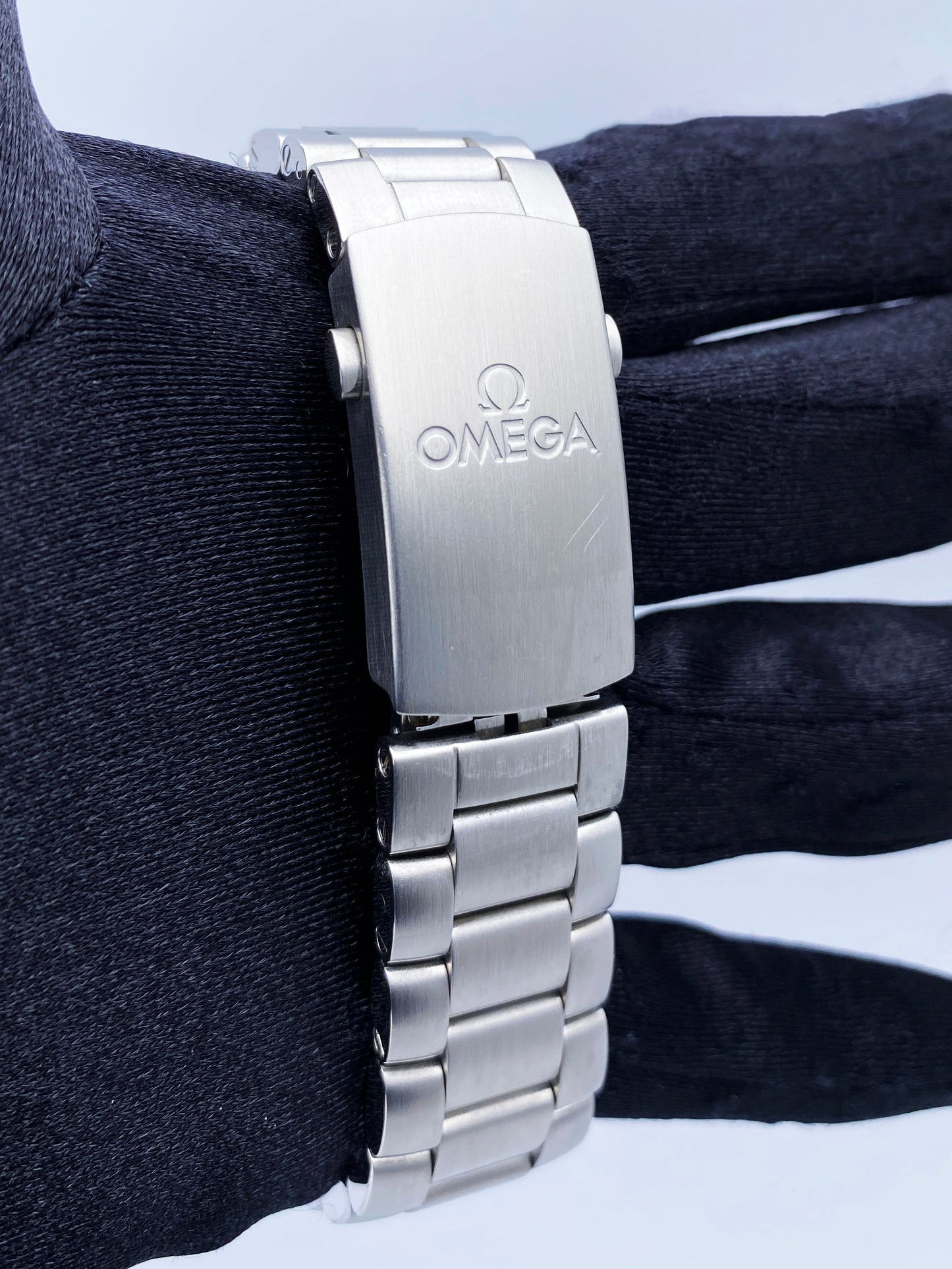 Omega Planet Ocean 232.30.42.21.01.001 Mens Watch - Wristwatch