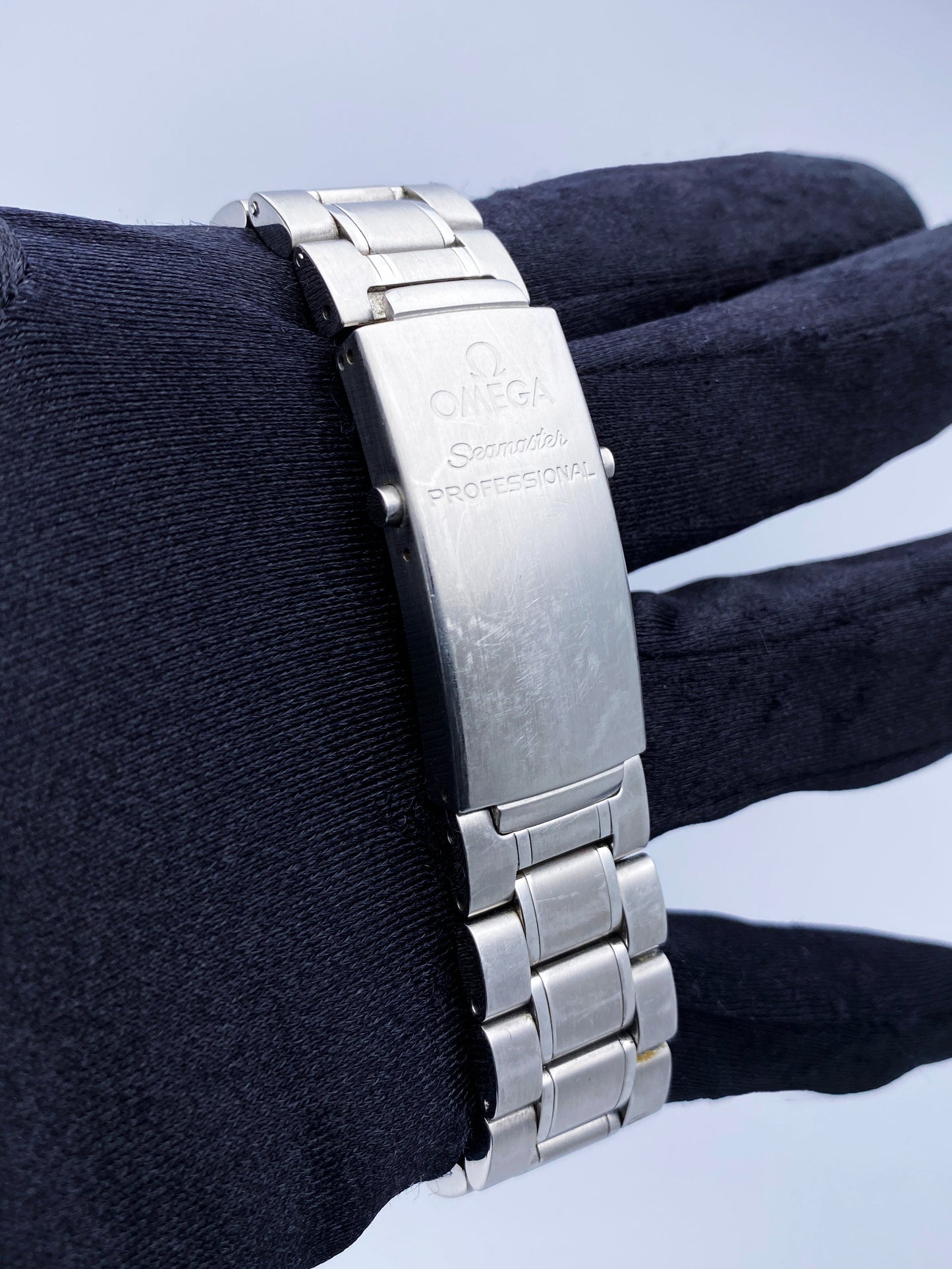 Omega Seamaster 2254.50.00 Chronometer Mens Watch