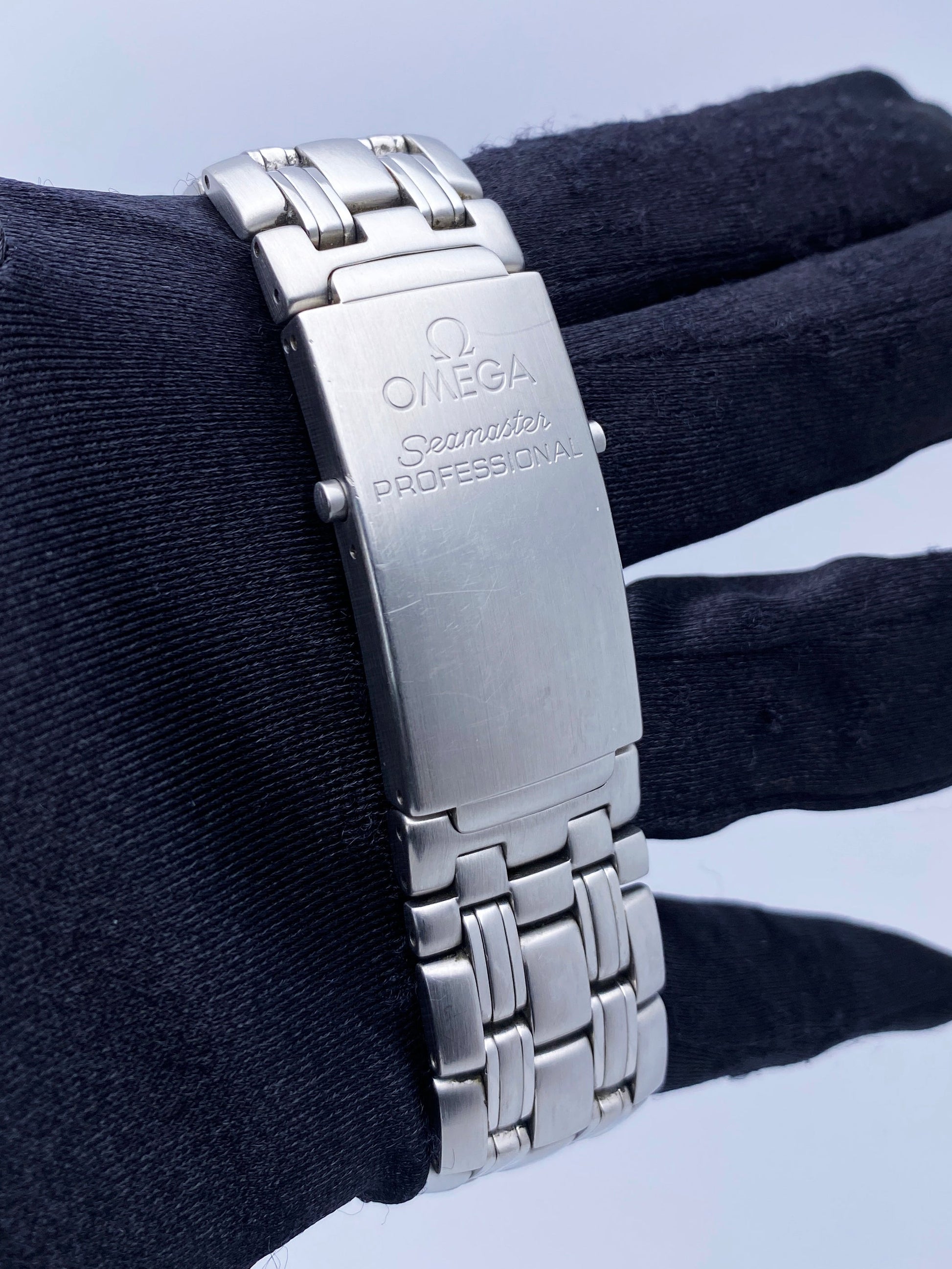 Omega Seamaster 2531.80.00 Mens Watch