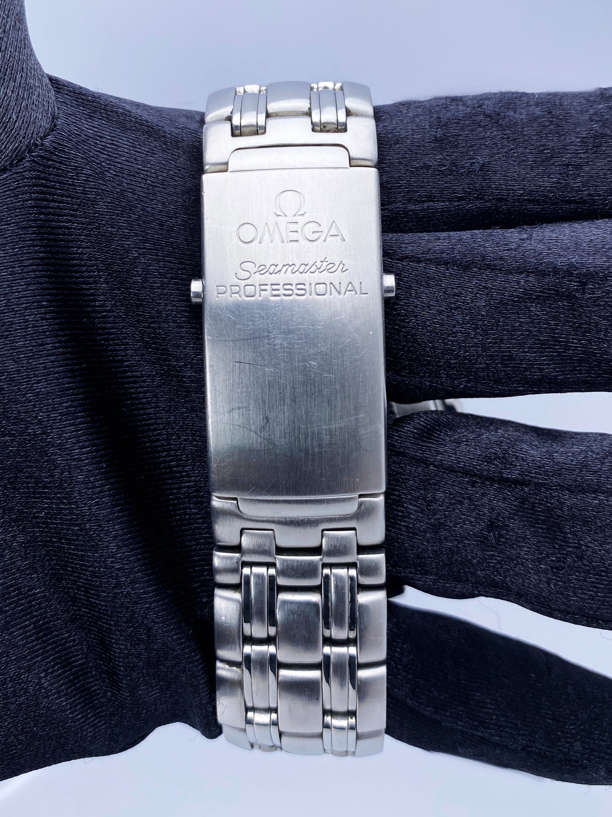 Omega Seamaster 2531.80.00 Mens Watch
