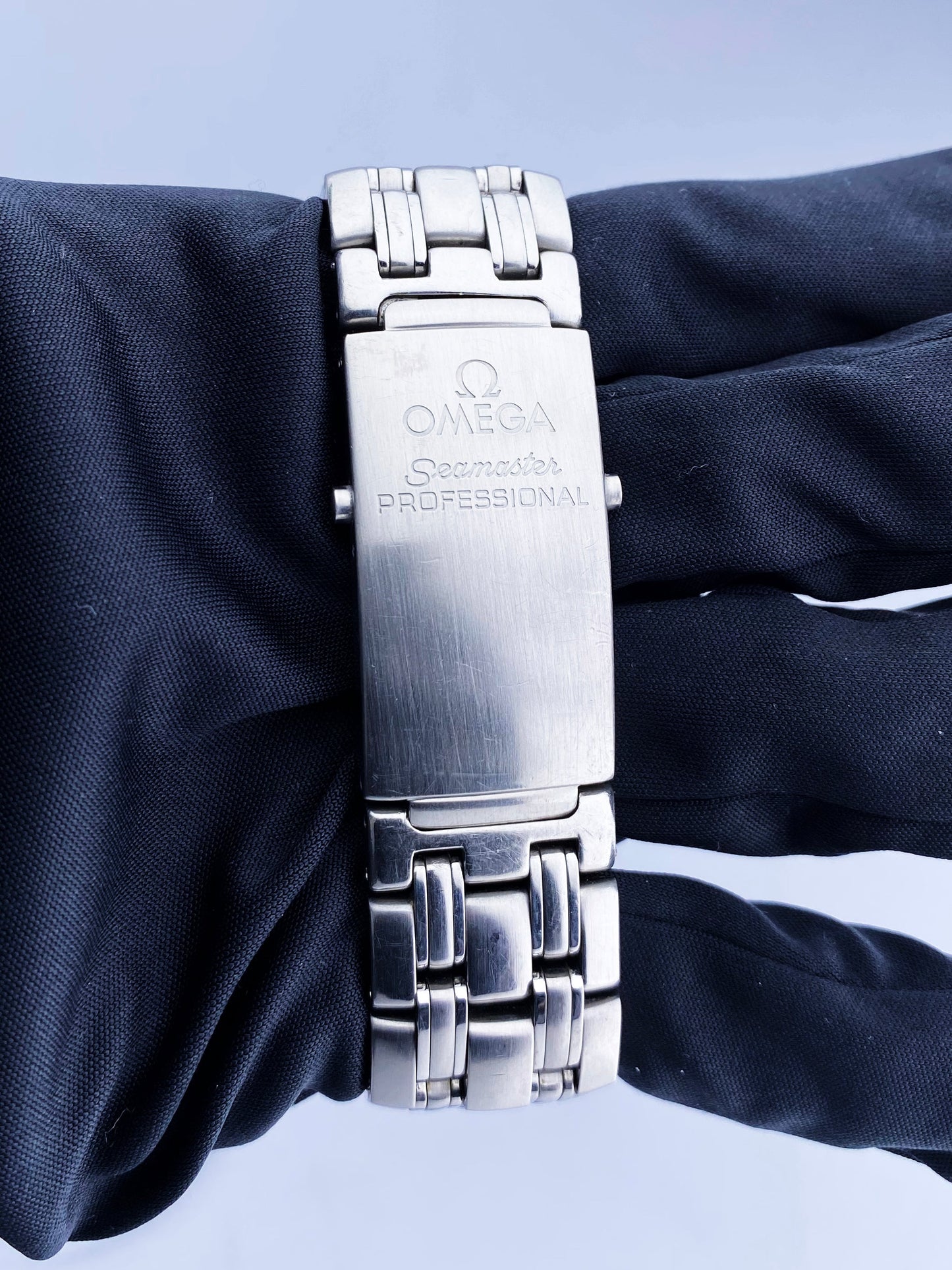 Omega Seamaster 2541.80.00 Mens Watch - Wristwatch