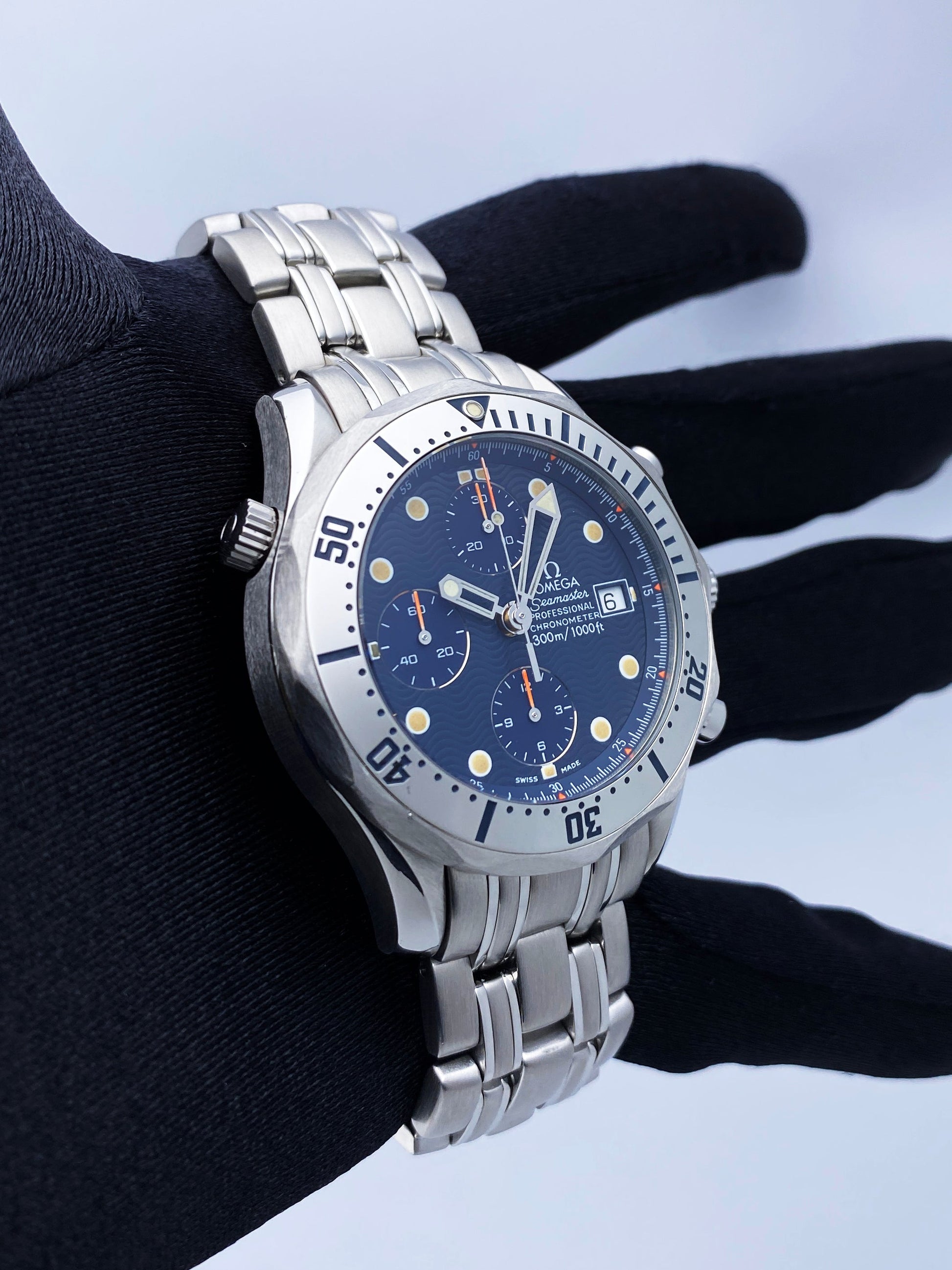 Omega Seamaster 2598.80.00 Chronograph Diver Mens Watch - Virtual