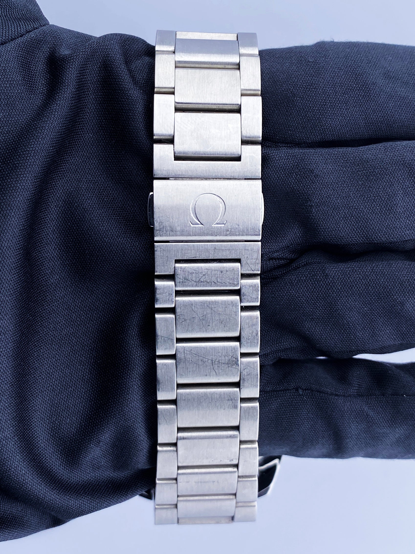 Omega Seamaster Aqua Terra 231.10.44.50.04.001 Mens Watch Box Papers - Wristwatch