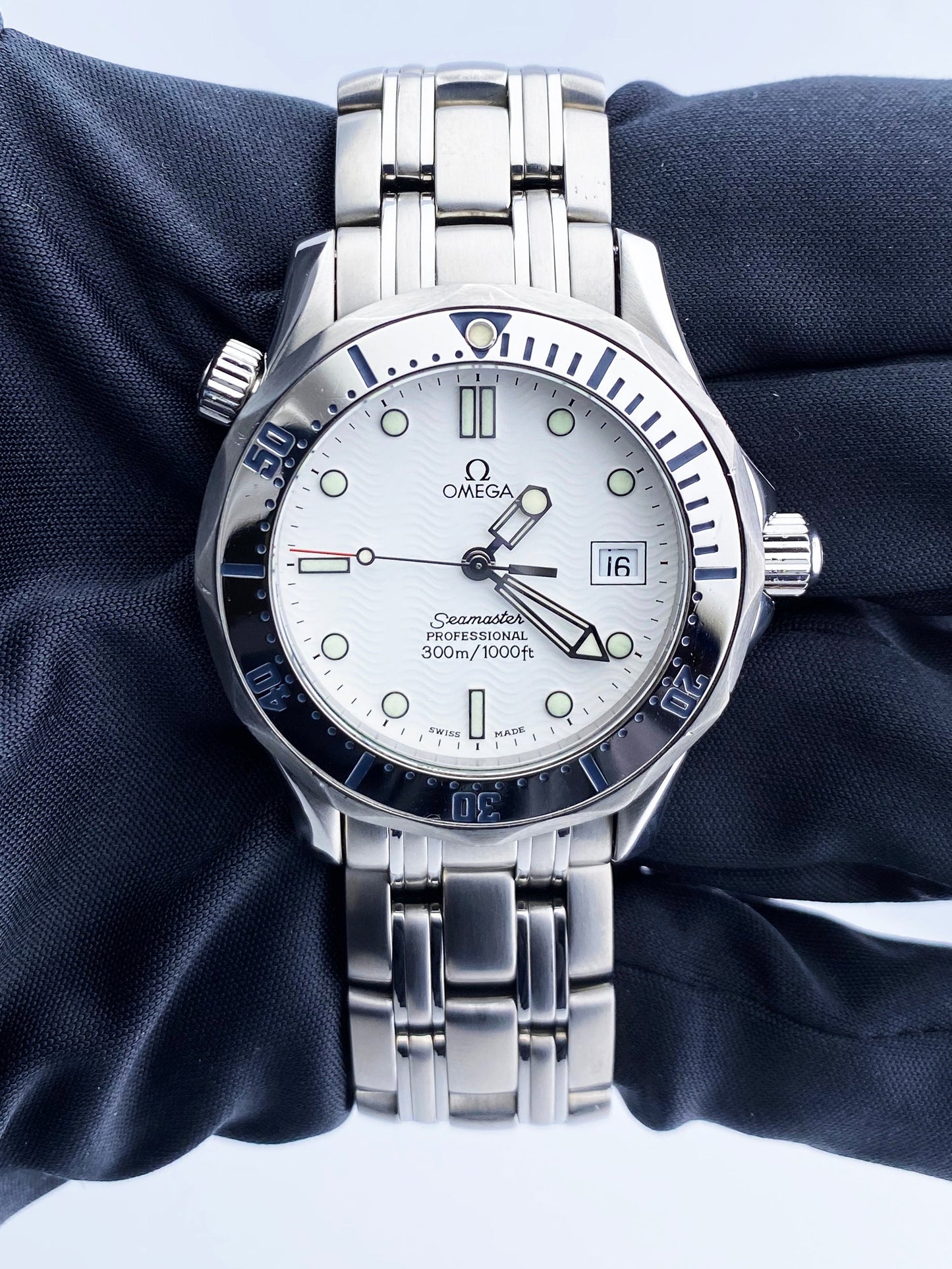 Omega Seamaster Professional 2562.20.00 Midsize Men’s Watch - Wristwatch
