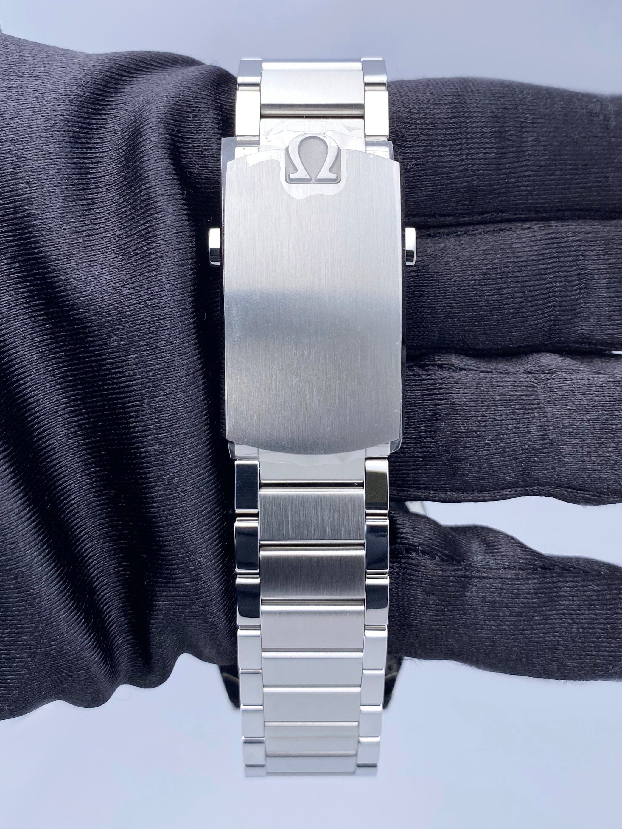 Omega Seamaster The 1957 Trilogy 234.10.39.20.01.001 Mens Watch