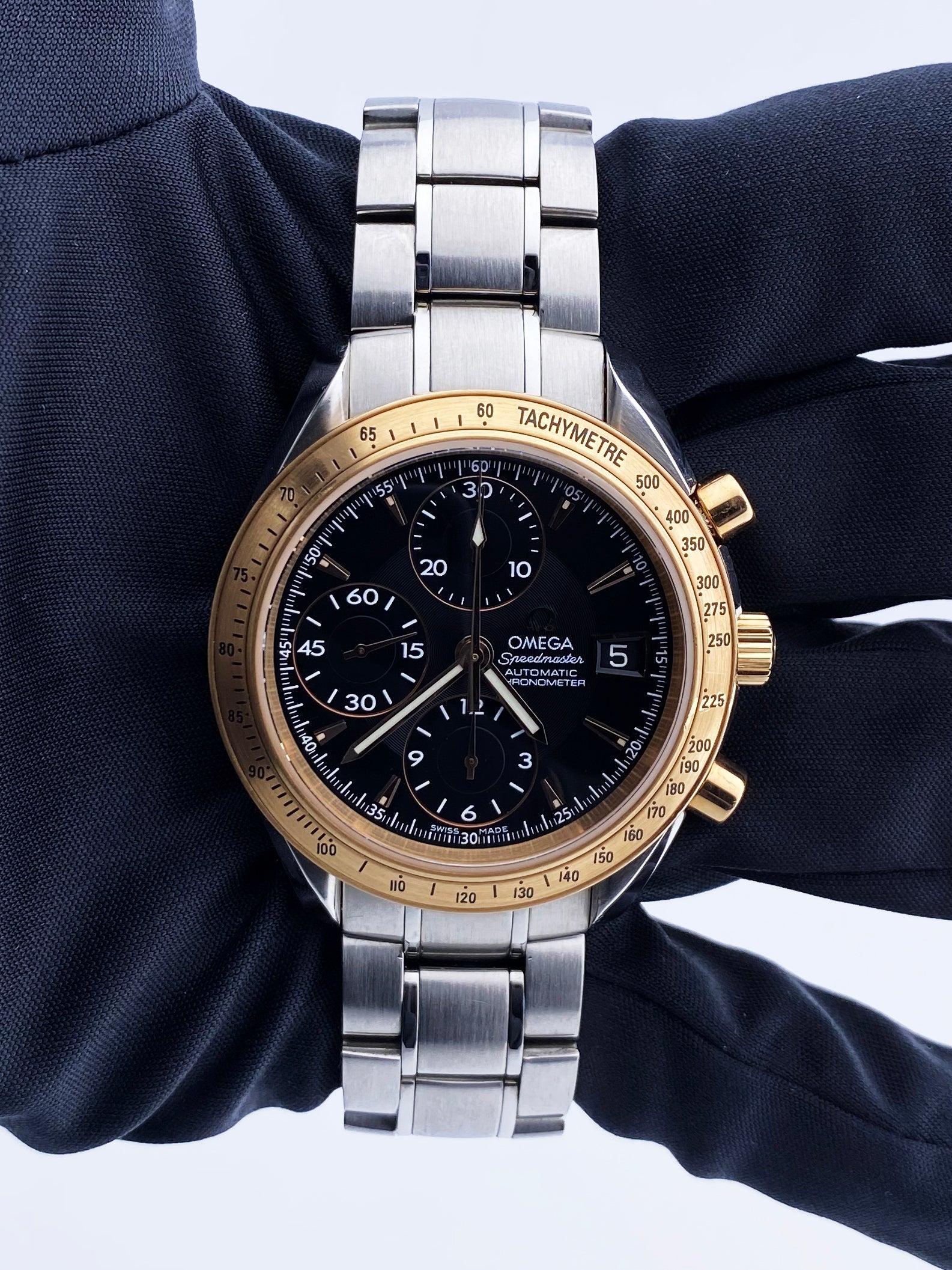 Omega Speedmaster 3232.14.04.001.001 Men's Watch Box & Papers