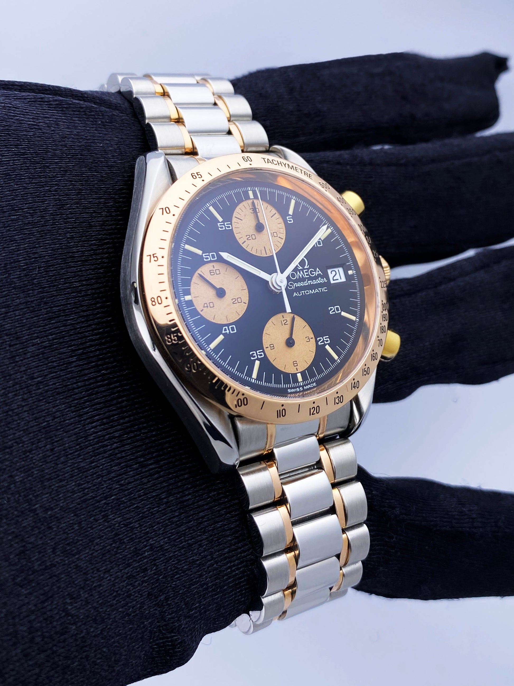 Omega Speedmaster 3316.50 Mens Watch