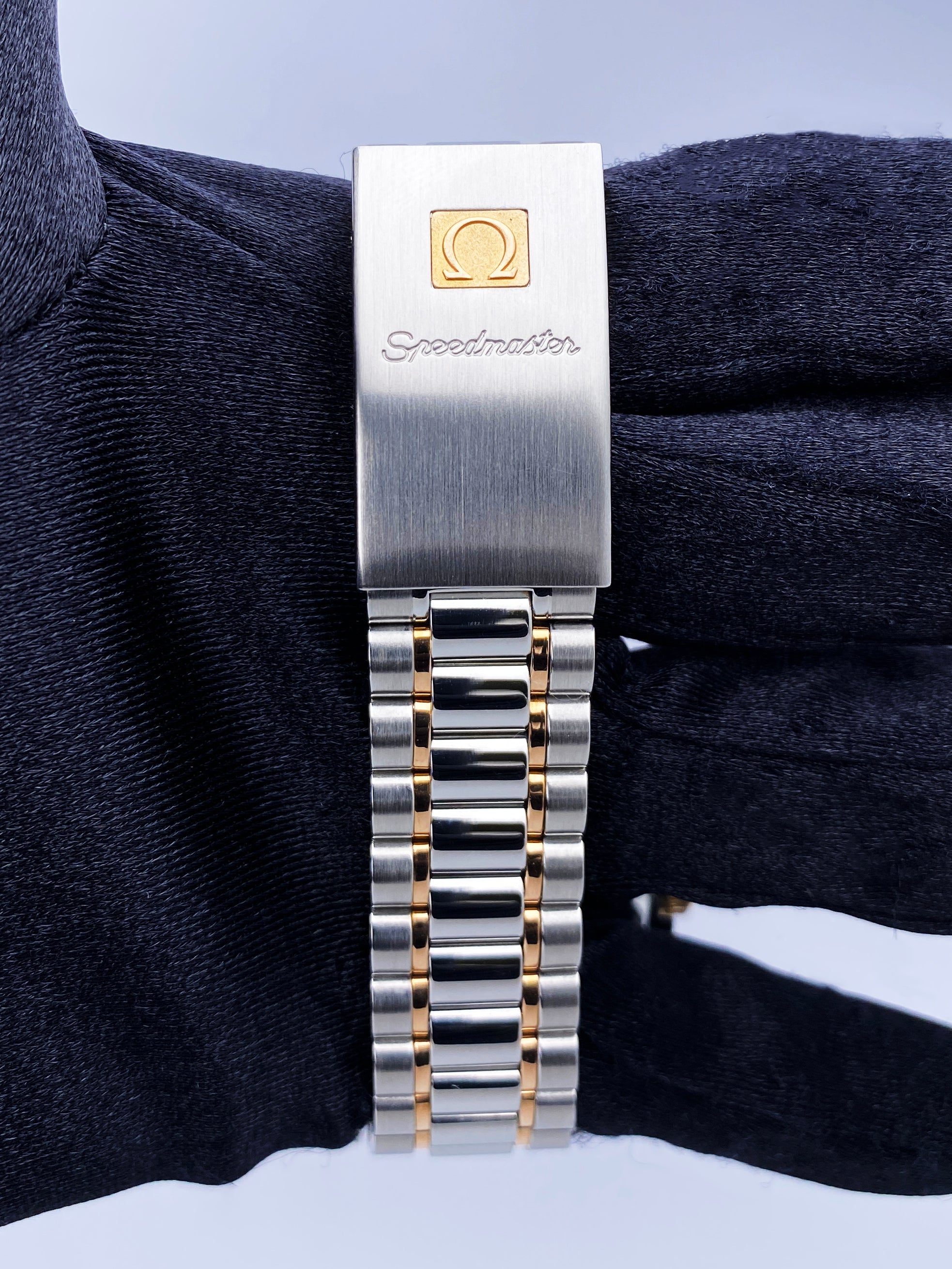 Omega Speedmaster 3316.50 Mens Watch – Phigora