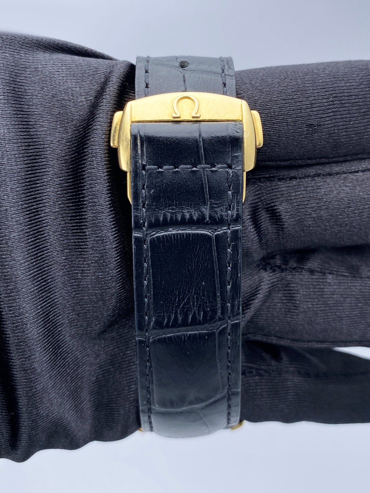 Omega Speedmaster Broad Arrow 3651.50.31 Yellow Gold Mens Watch - Watches