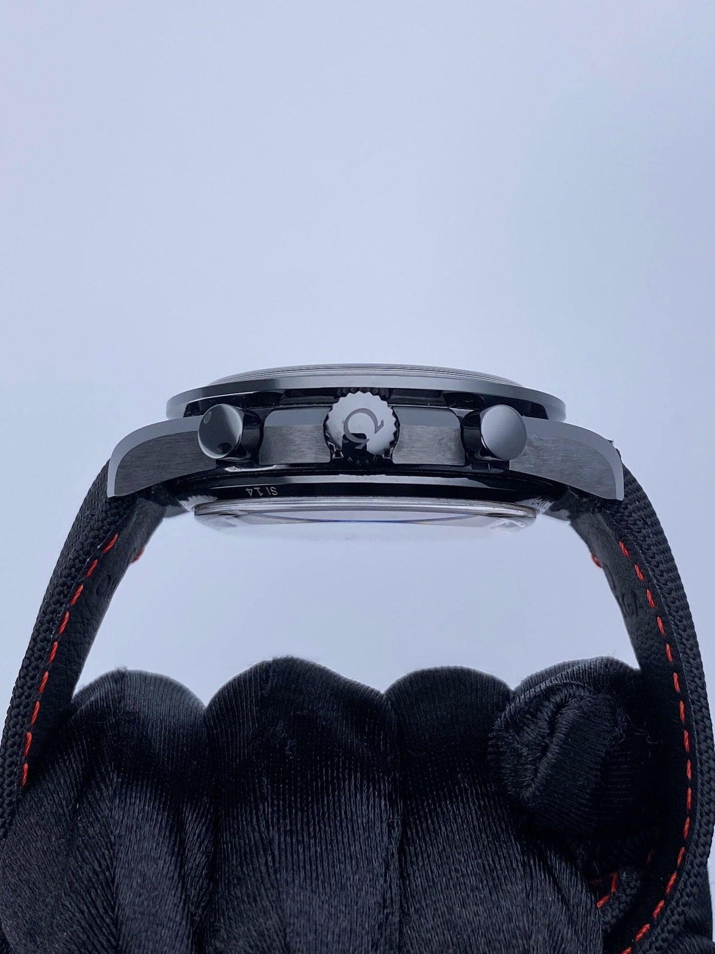 Omega Speedmaster Dark Side of the Moon 311.92 Mens Watch Box Papers