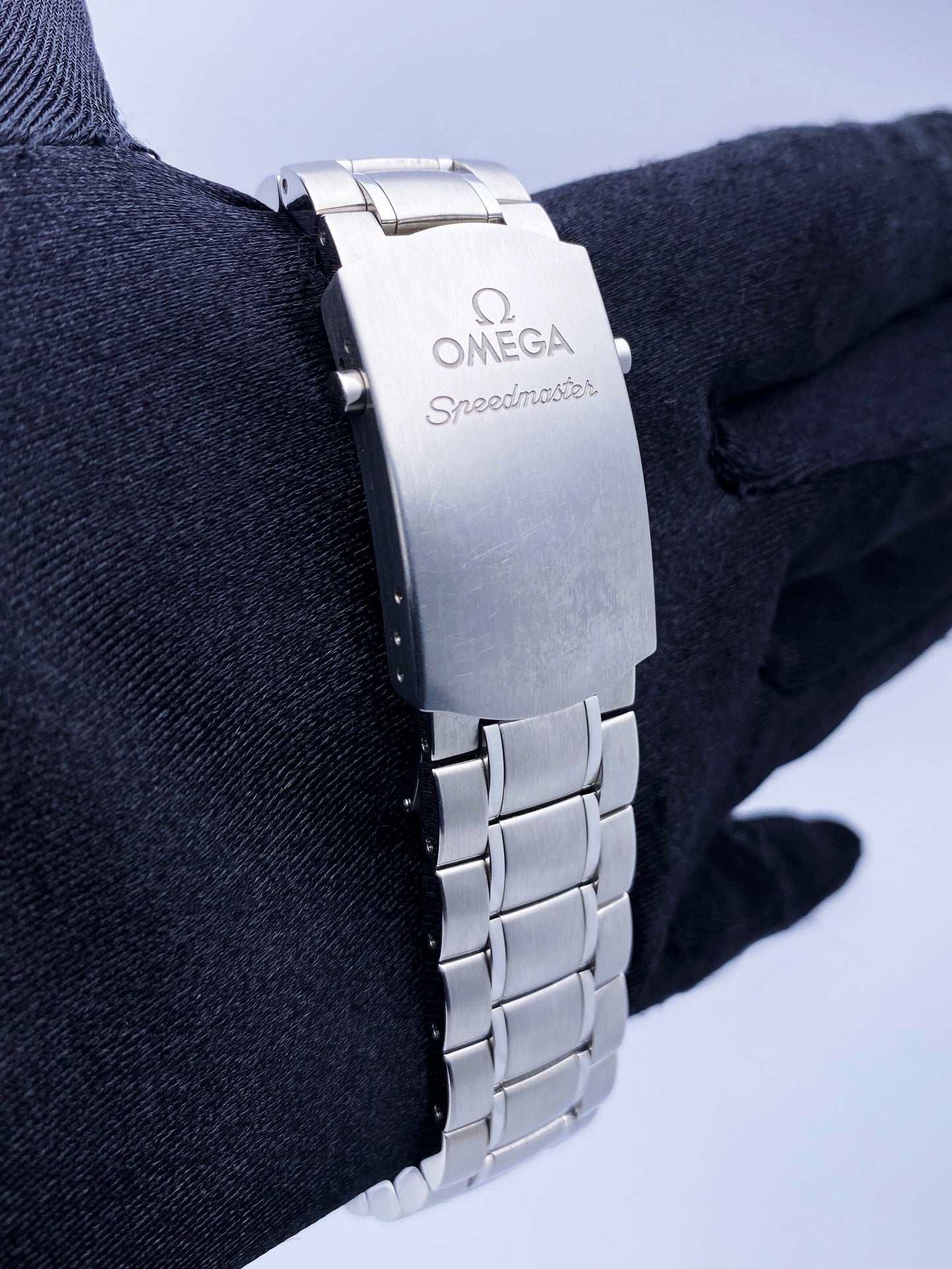 Omega Speedmaster Day Date 3220.50.00 Mens Watch Full Set