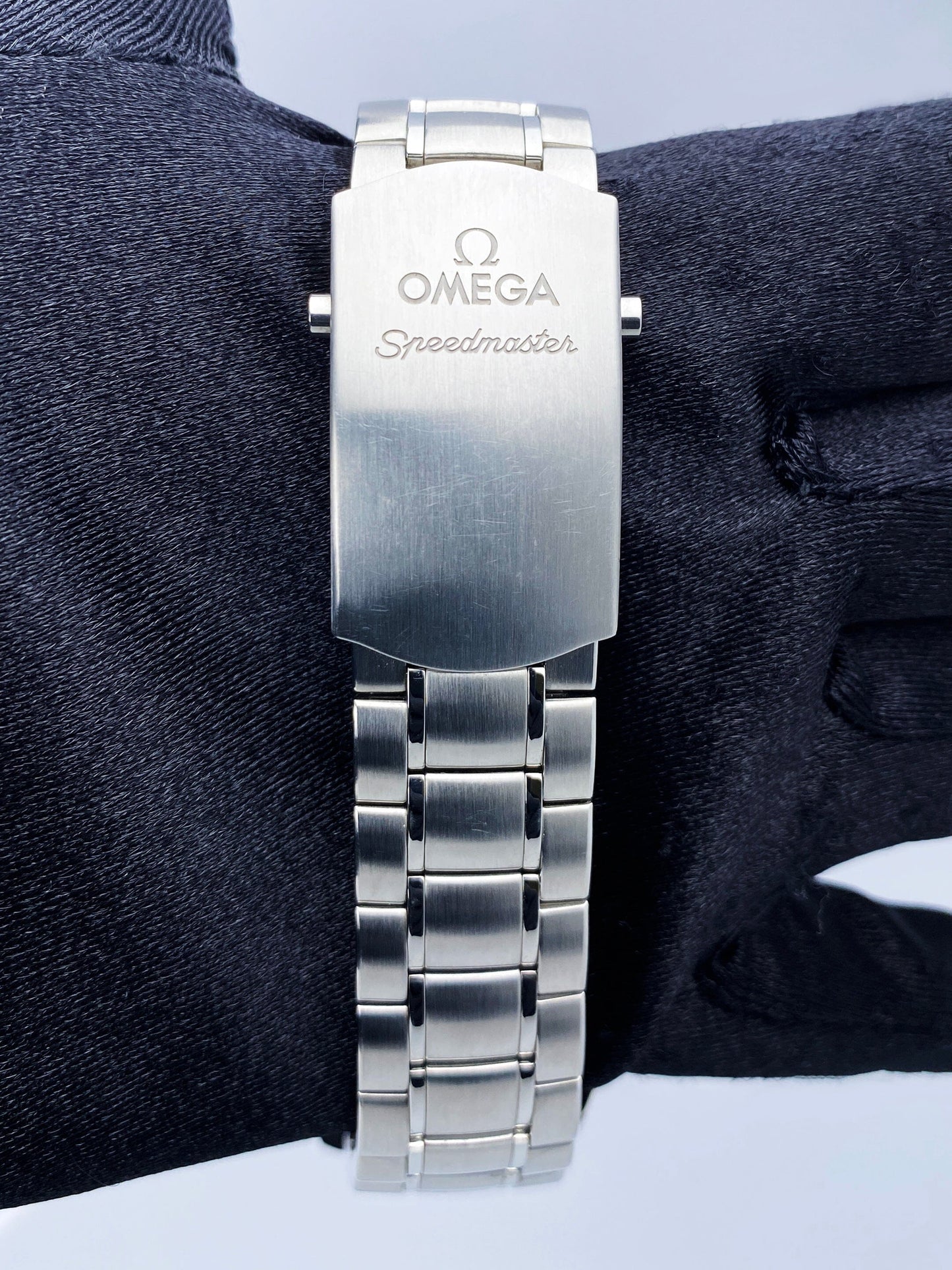 Omega Speedmaster Day Date 3220.50.00 Mens Watch Full Set