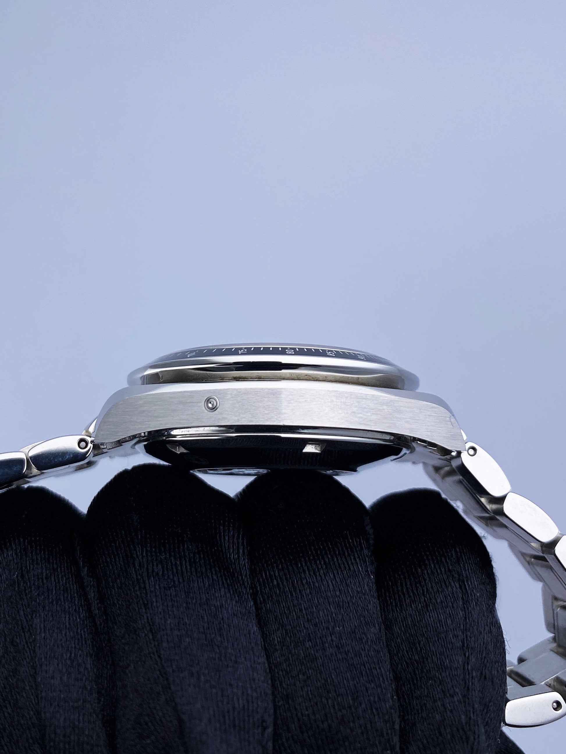 Omega Speedmaster Day Date 3220.50.00 Mens Watch Full Set